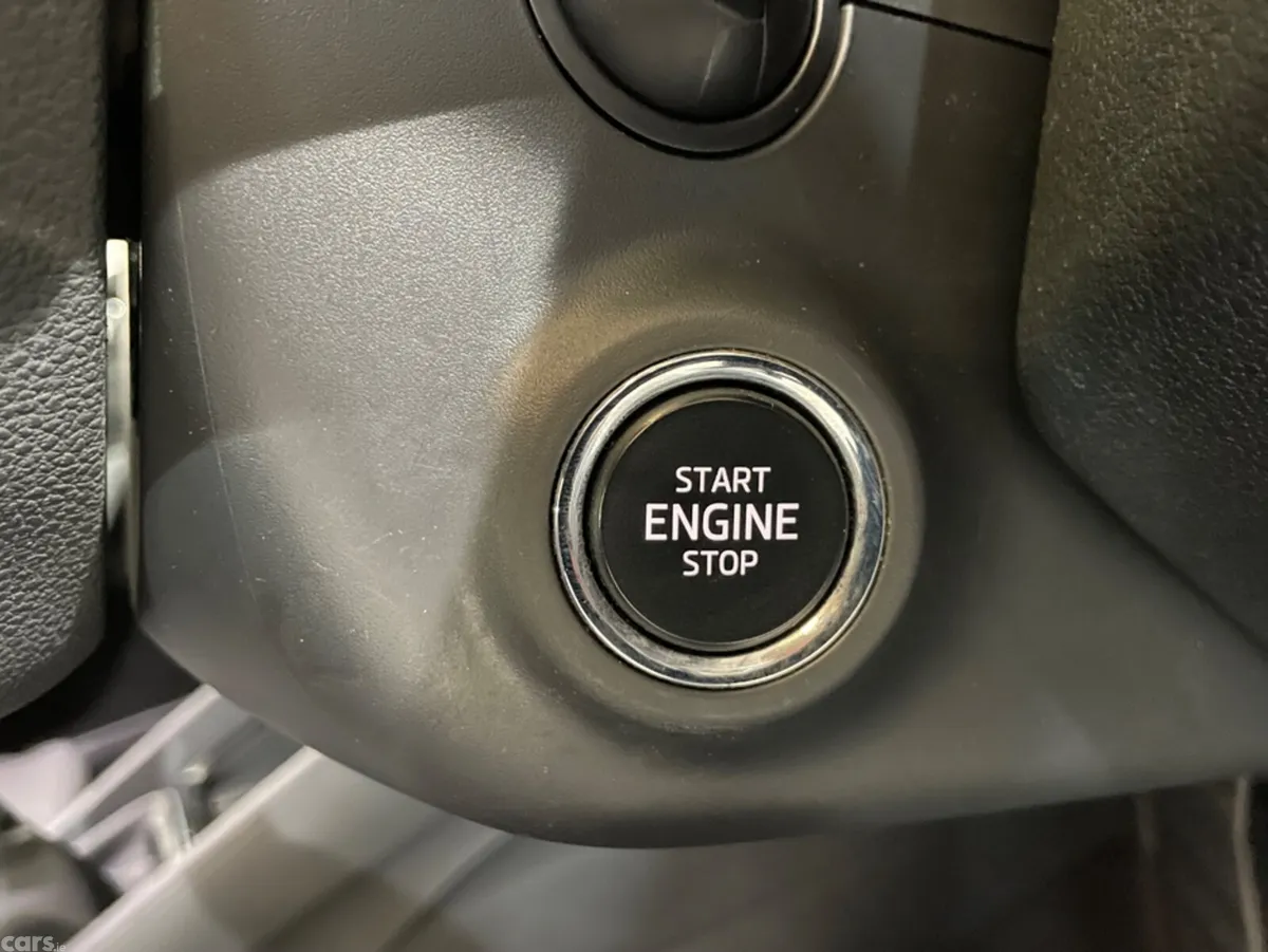 Skoda Octavia Hatchback, Diesel, 2022, Grey
