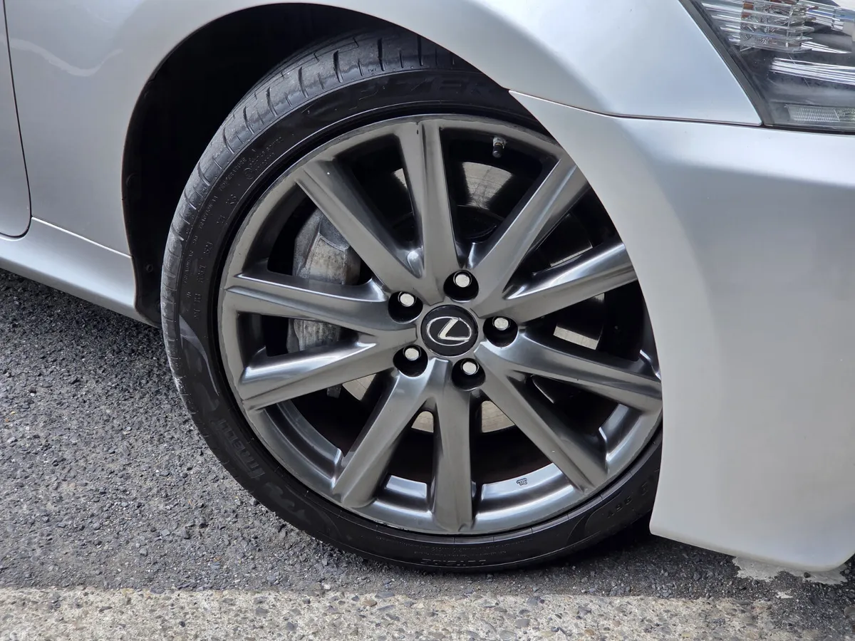 Lexus GS Saloon, Petrol Hybrid, 2014, Silver