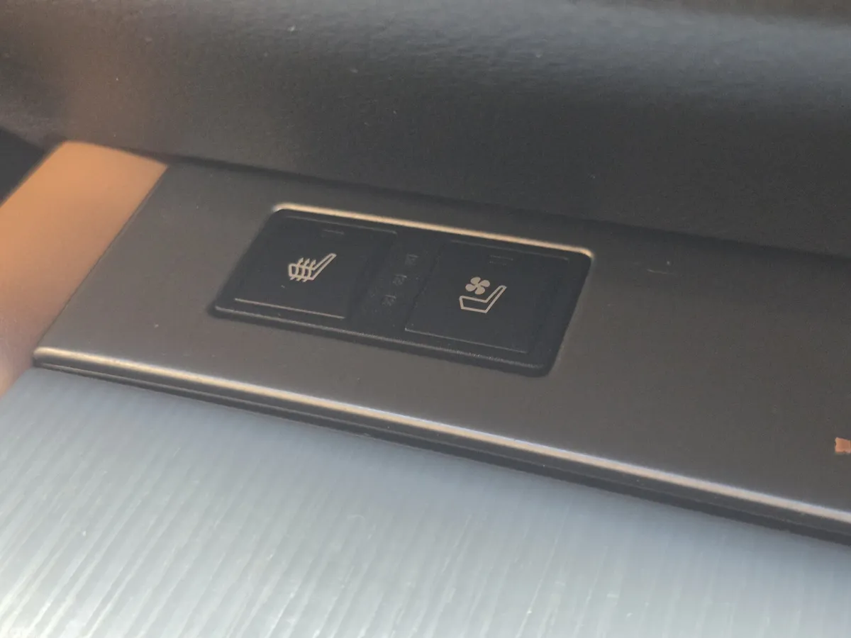 Lexus GS Saloon, Petrol Hybrid, 2014, Silver