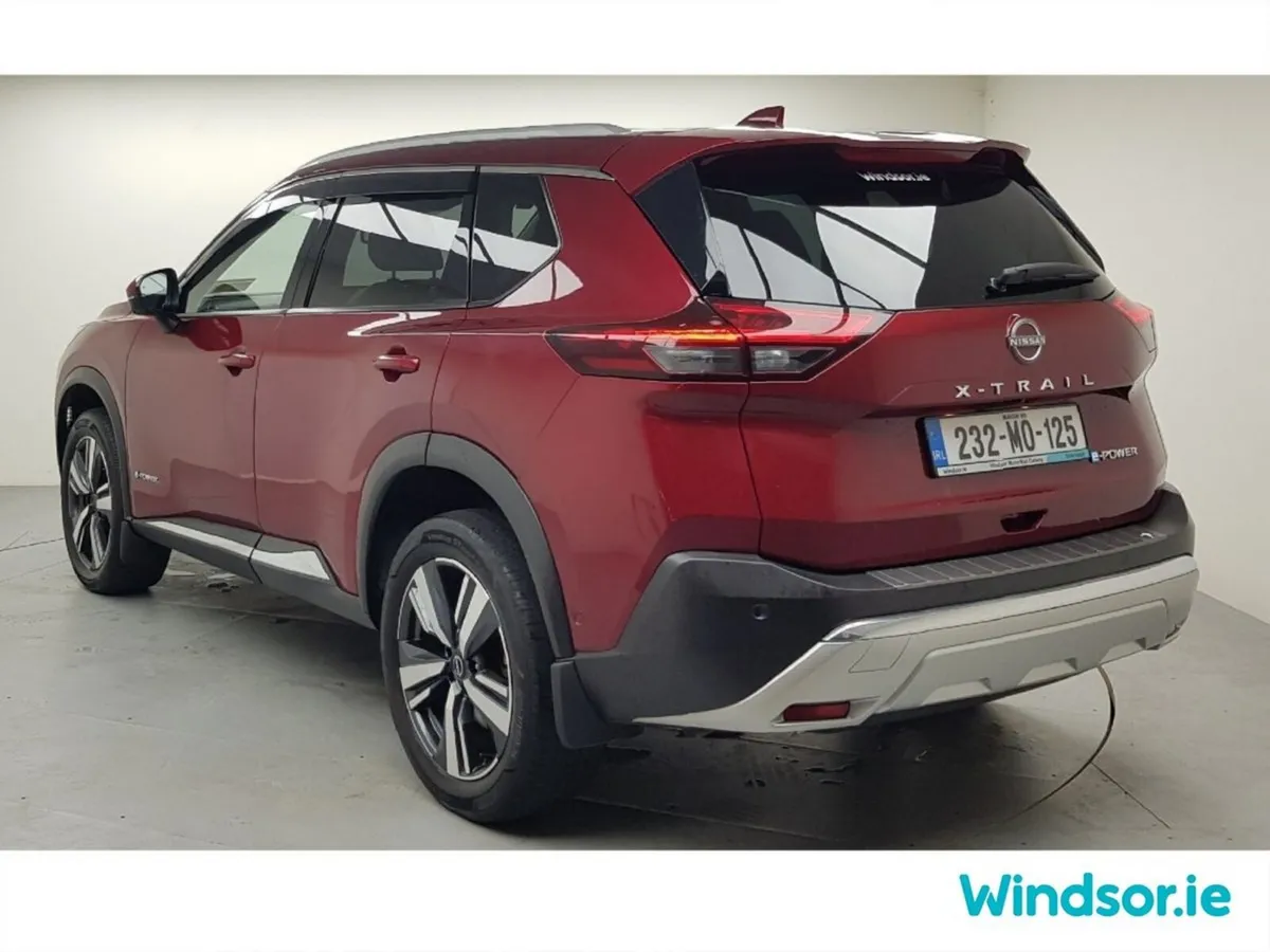 Nissan X-Trail SUV, Petrol Hybrid, 2023, Red