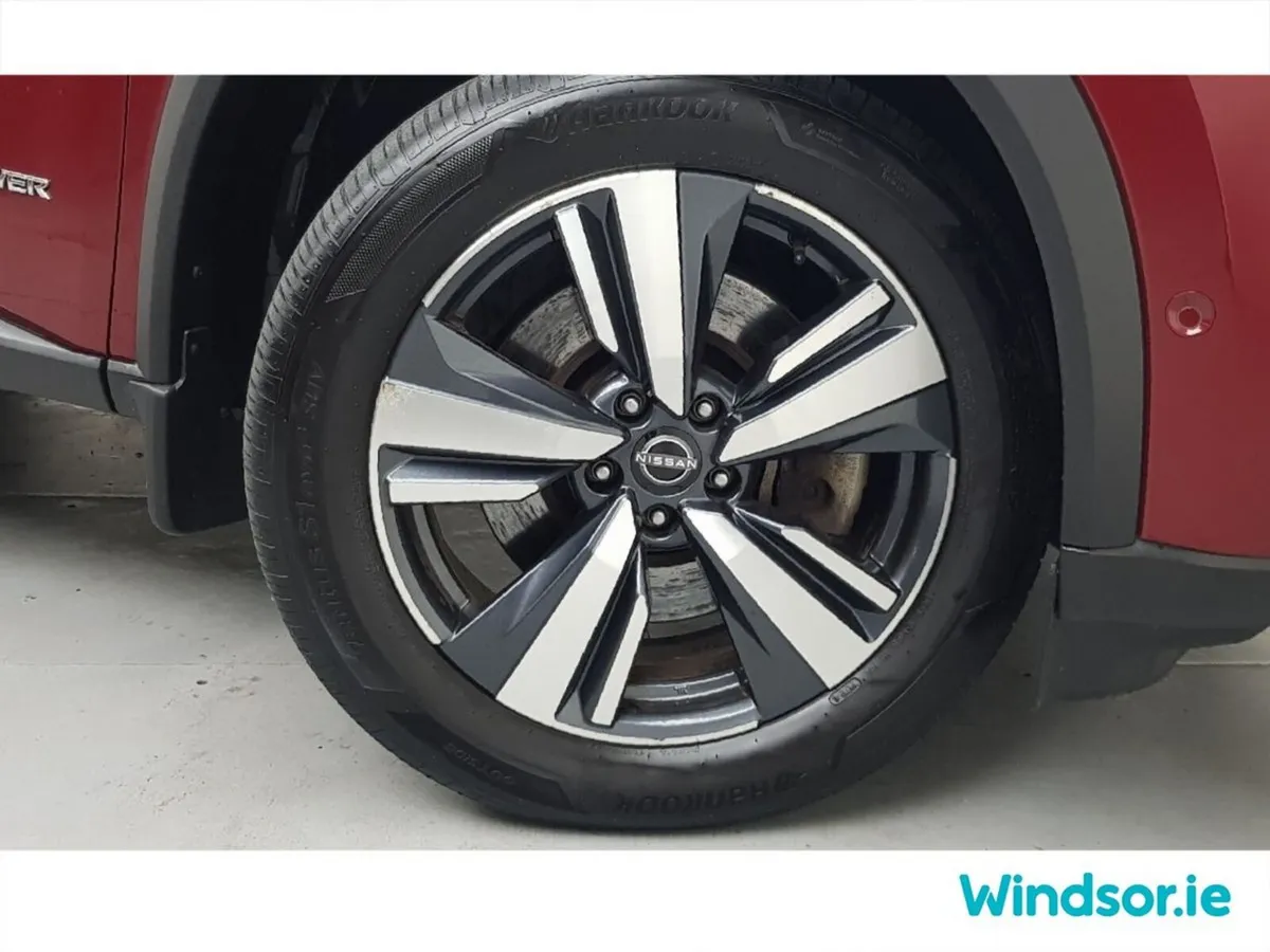 Nissan X-Trail SUV, Petrol Hybrid, 2023, Red