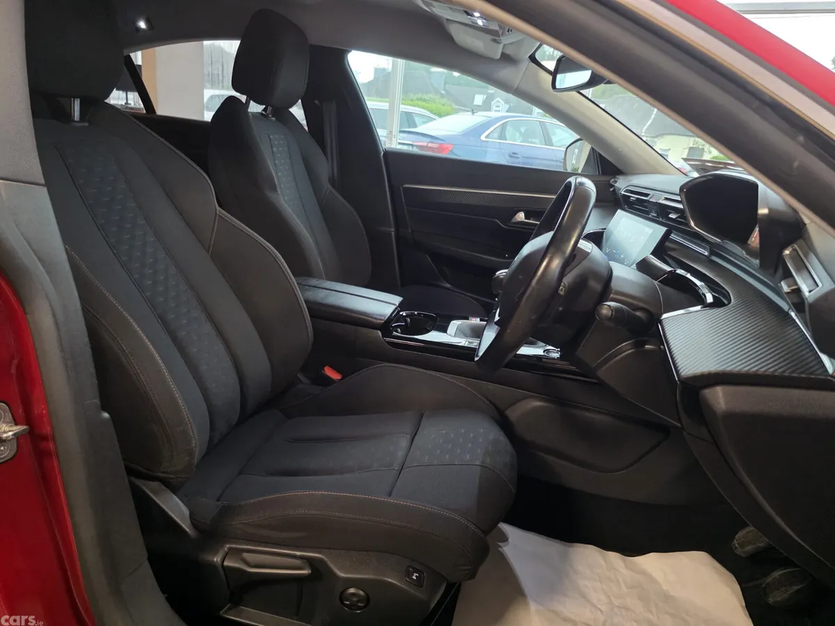 Peugeot 508 Hatchback, Diesel, 2020, Red