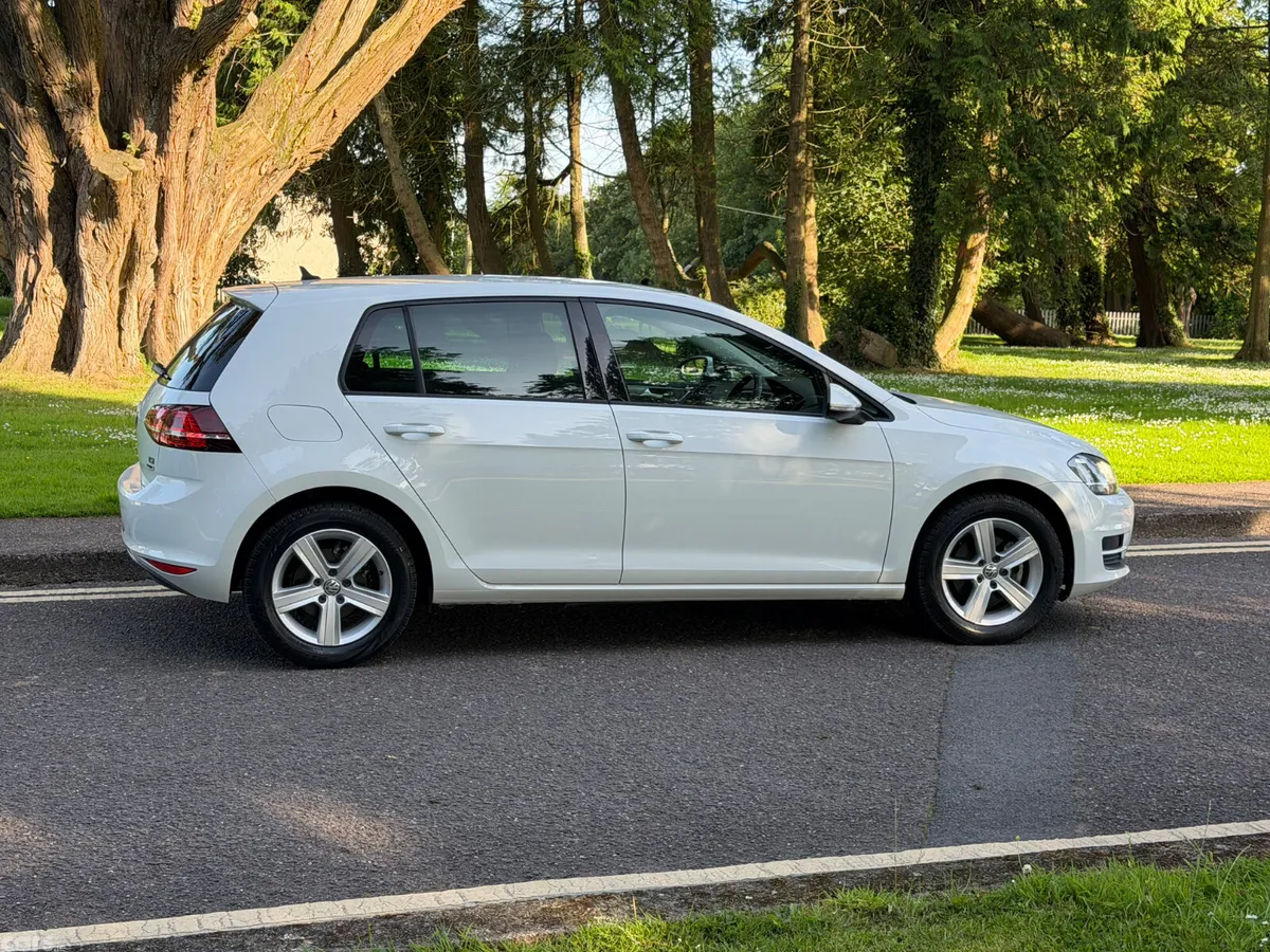 Volkswagen Golf Hatchback, Petrol, 2017, White
