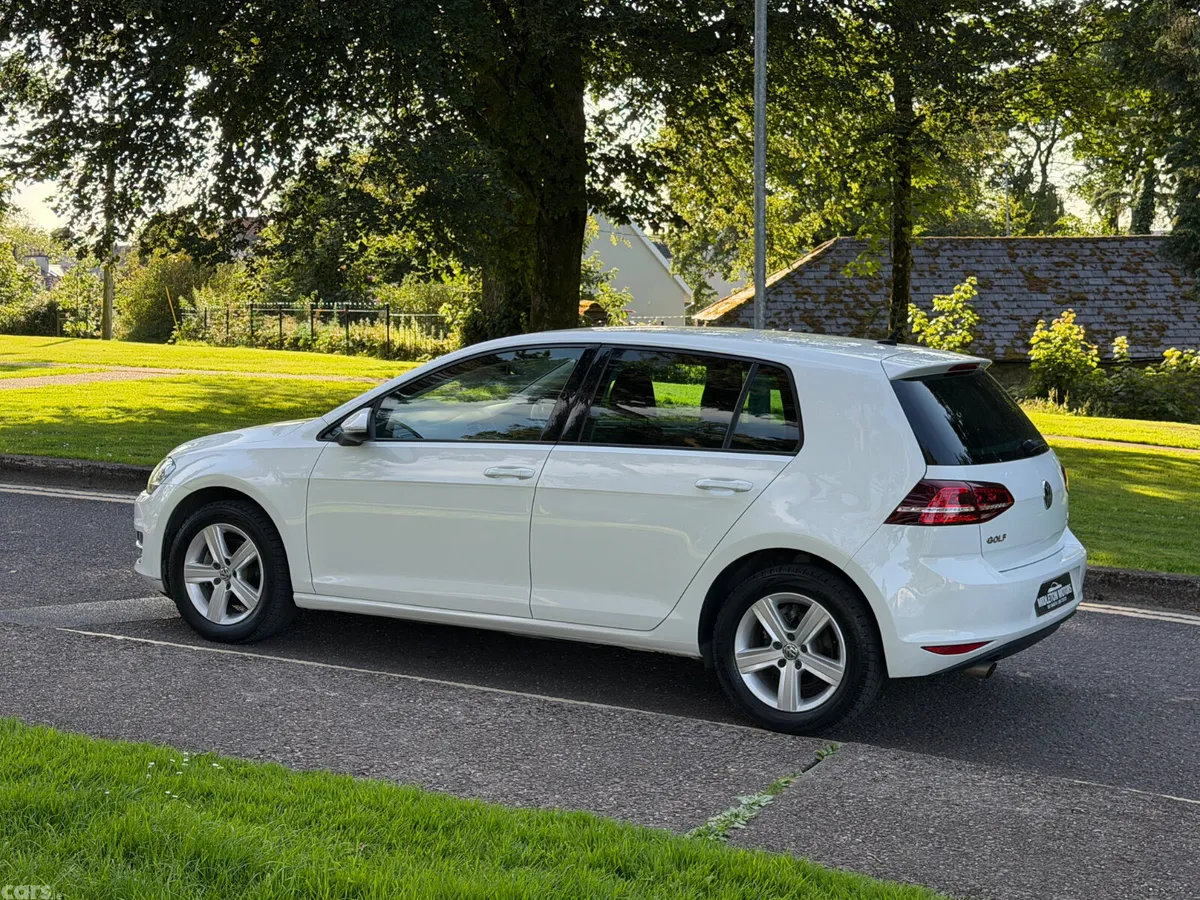Volkswagen Golf Hatchback, Petrol, 2017, White