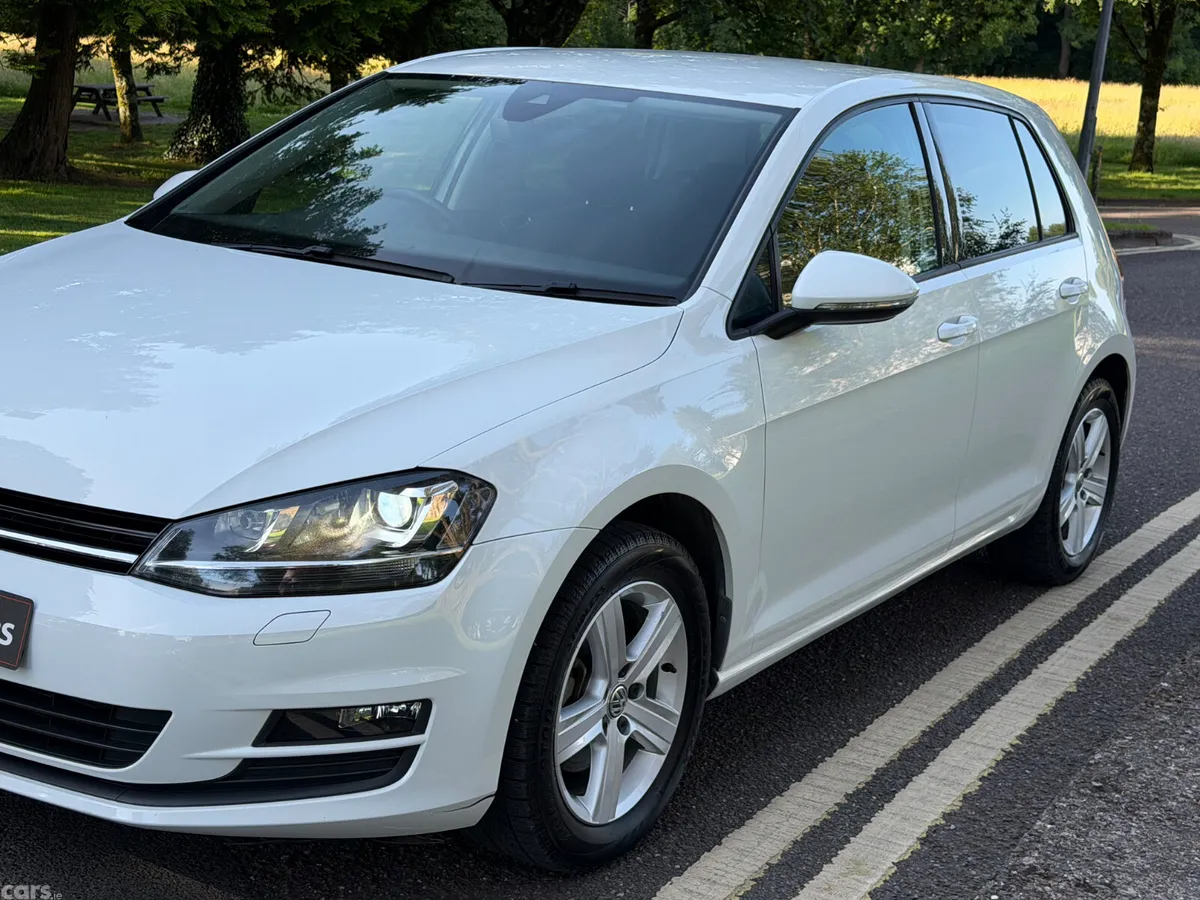 Volkswagen Golf Hatchback, Petrol, 2017, White