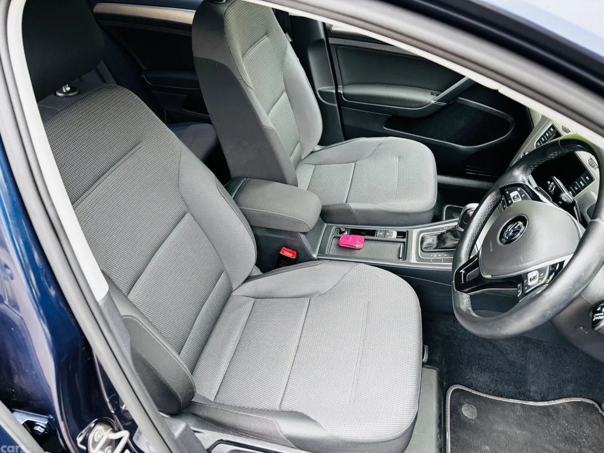 Volkswagen Golf Hatchback, Petrol, 2016, Blue