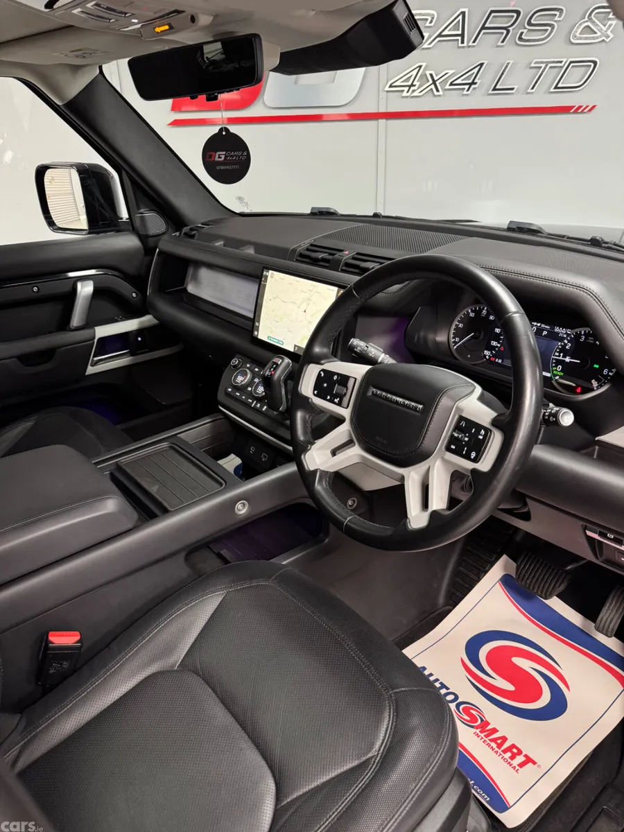 Land Rover Defender SUV, Petrol Plug-in Hybrid, 2023, Black
