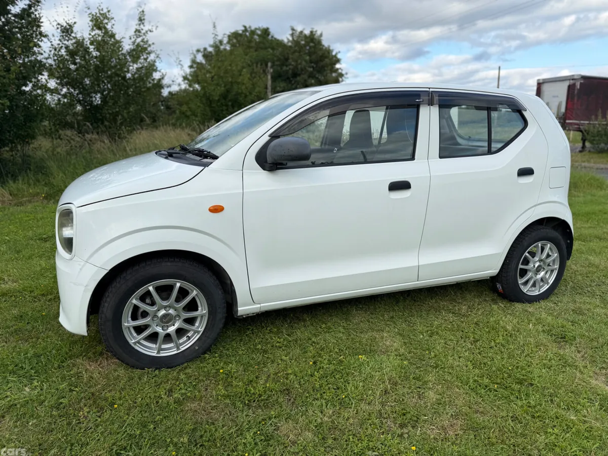 Suzuki Alto Hatchback, Petrol, 2017, White