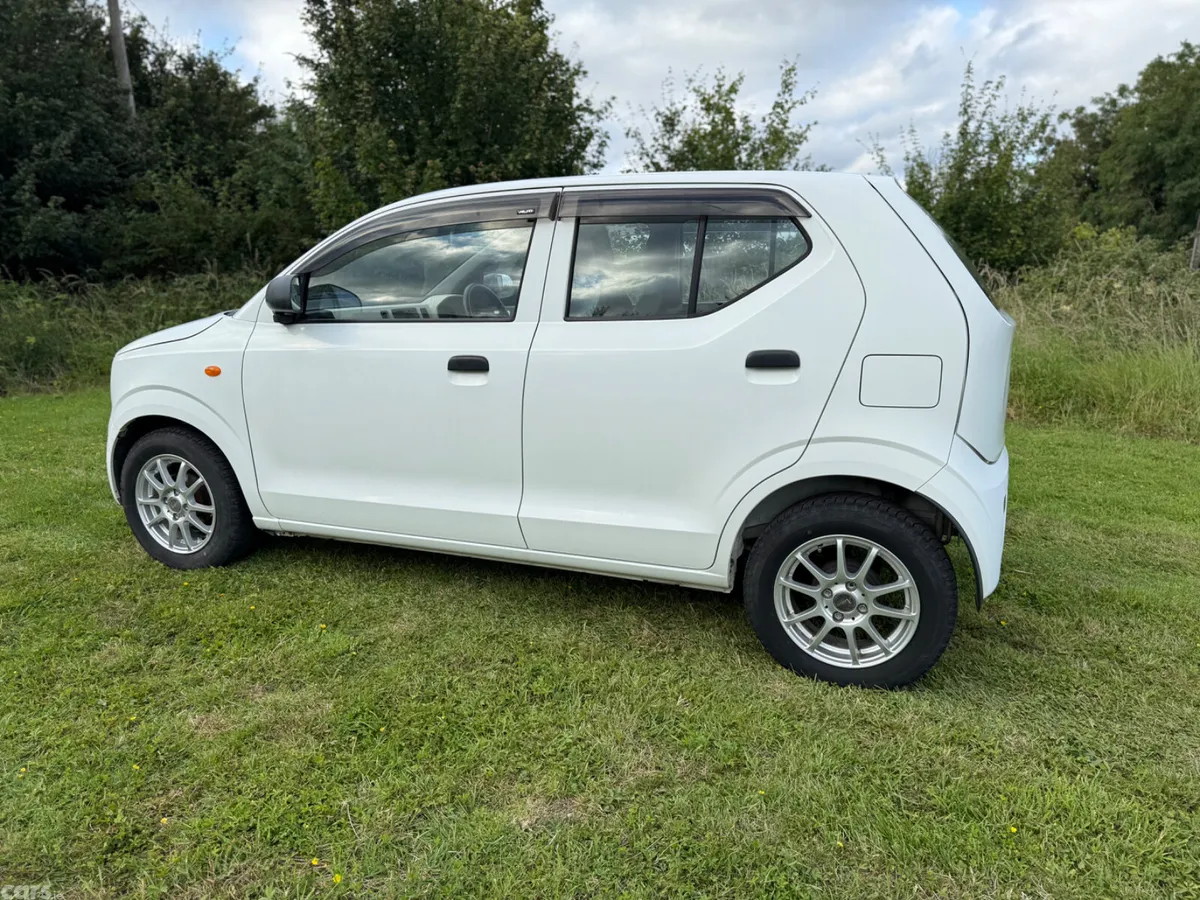 Suzuki Alto Hatchback, Petrol, 2017, White