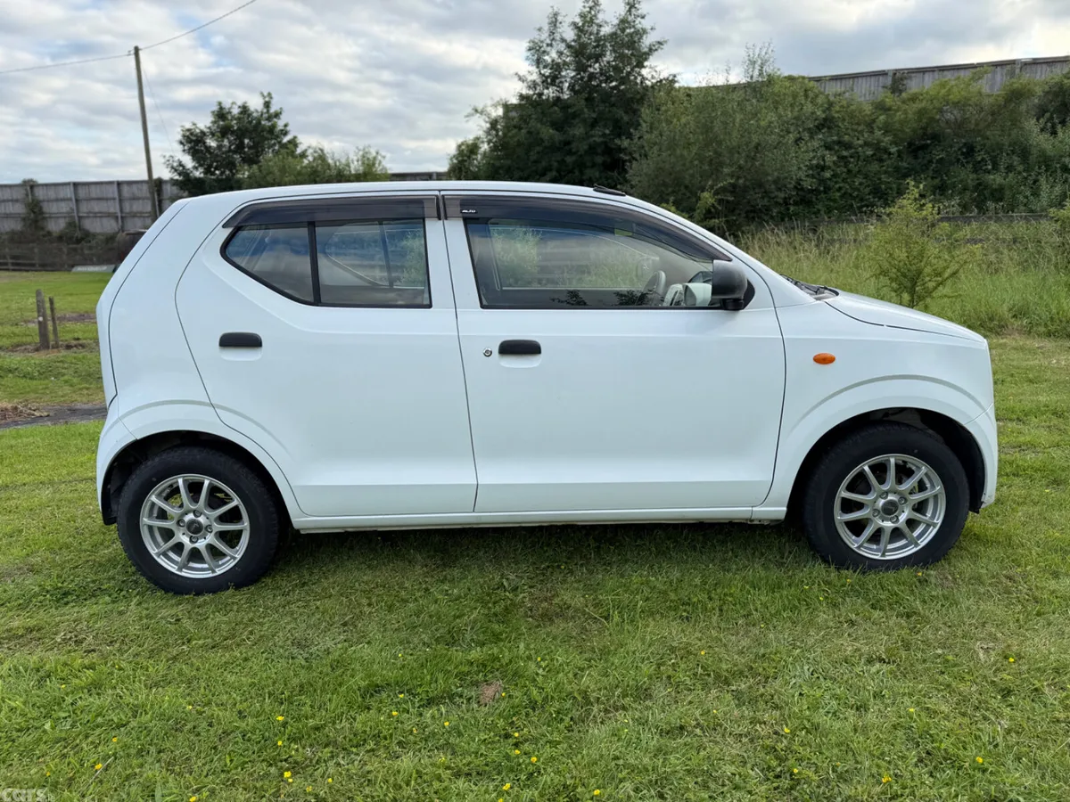 Suzuki Alto Hatchback, Petrol, 2017, White