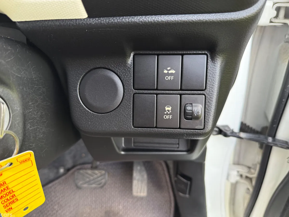 Suzuki Alto Hatchback, Petrol, 2017, White