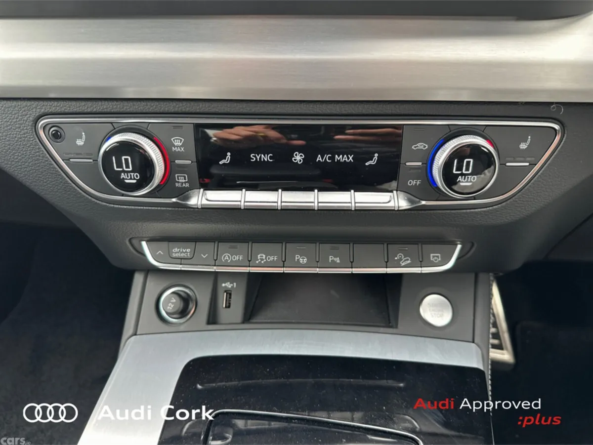 Audi Q5 Hatchback, Diesel, 2024, Grey