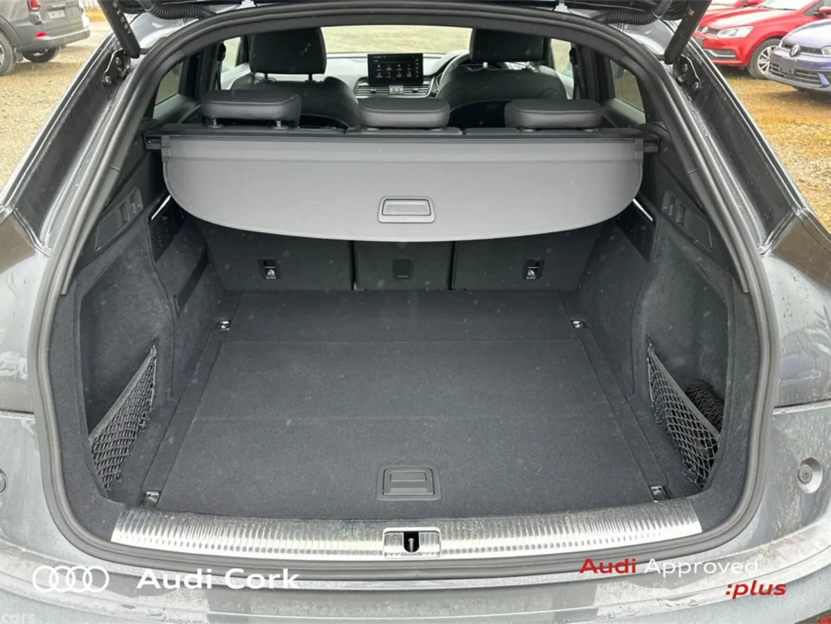Audi Q5 Hatchback, Diesel, 2024, Grey