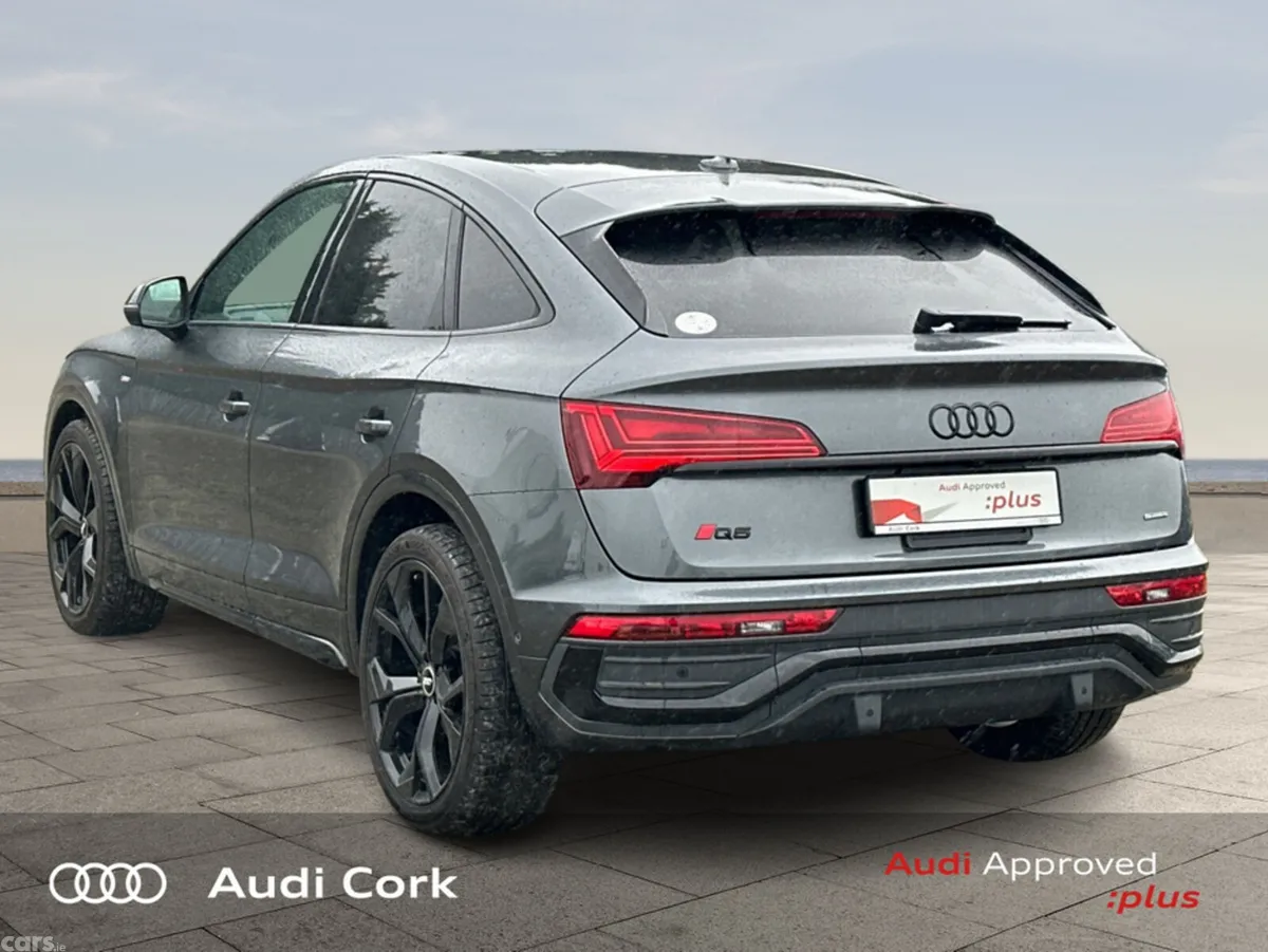 Audi Q5 Hatchback, Diesel, 2024, Grey