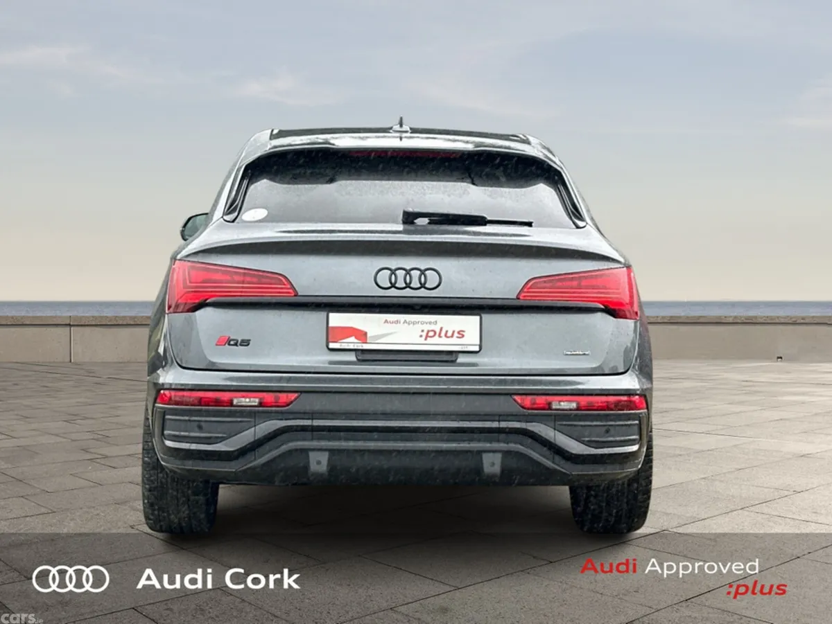 Audi Q5 Hatchback, Diesel, 2024, Grey