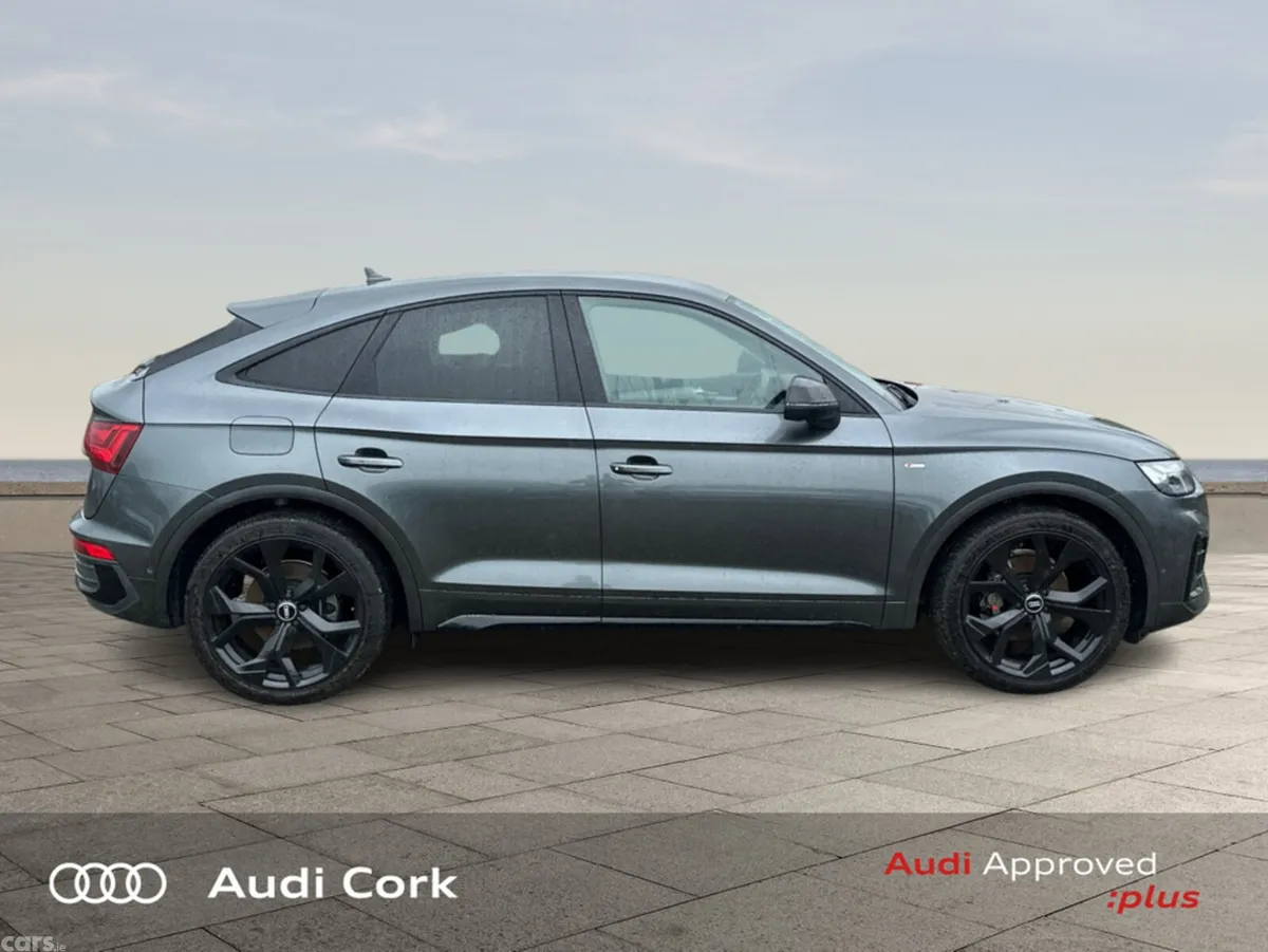 Audi Q5 Hatchback, Diesel, 2024, Grey
