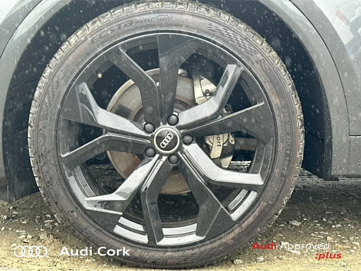 Audi Q5 Hatchback, Diesel, 2024, Grey