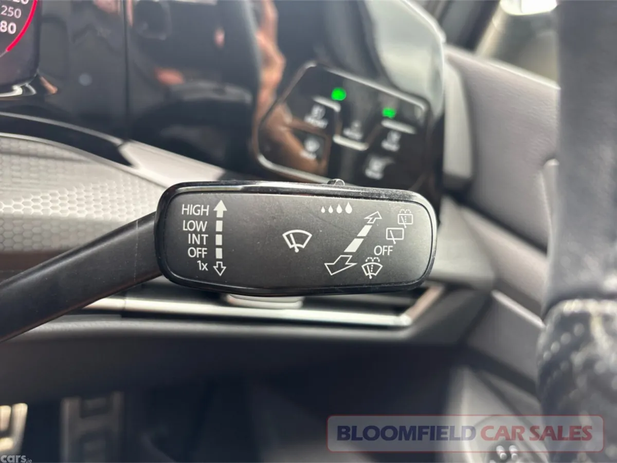 Volkswagen Golf Hatchback, Petrol, 2022, Grey