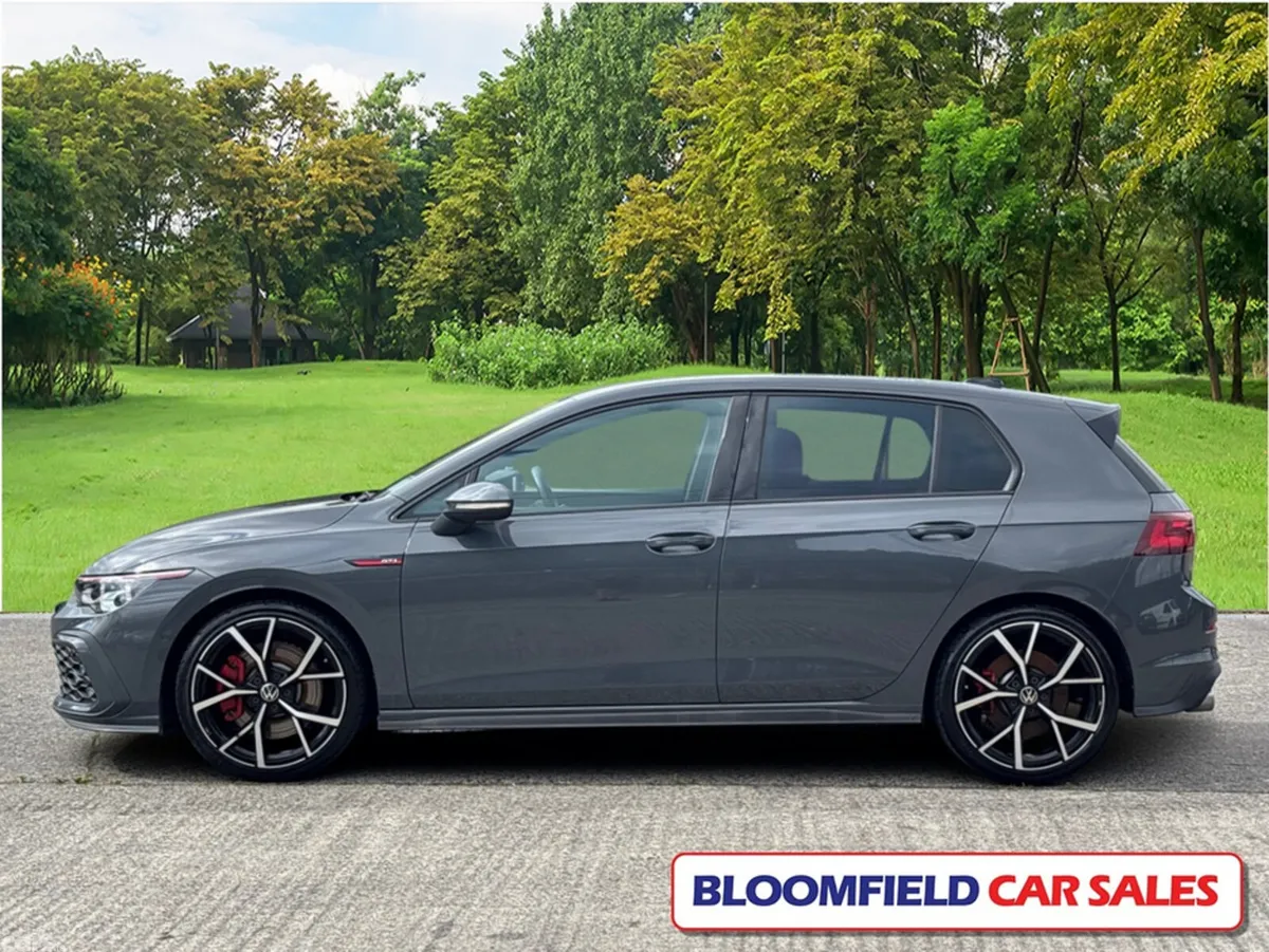 Volkswagen Golf Hatchback, Petrol, 2022, Grey