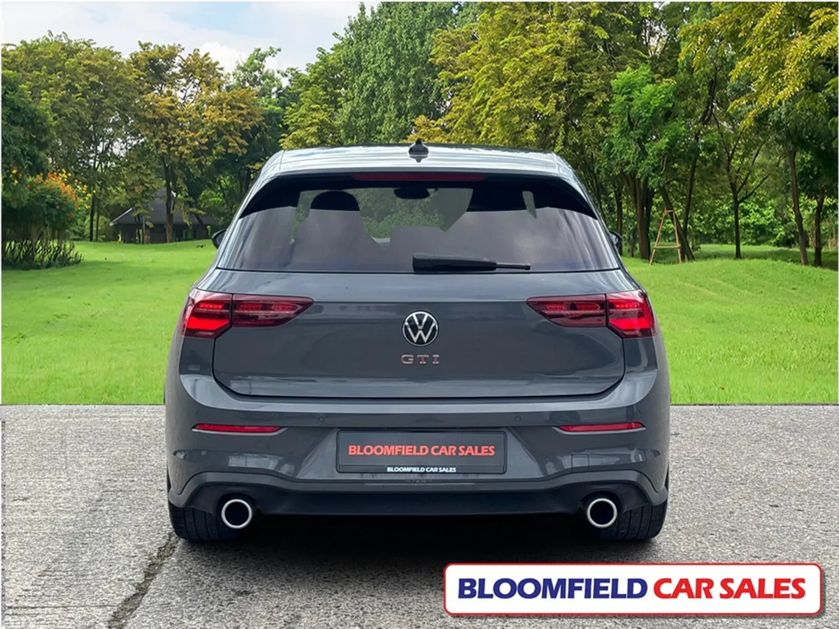 Volkswagen Golf Hatchback, Petrol, 2022, Grey