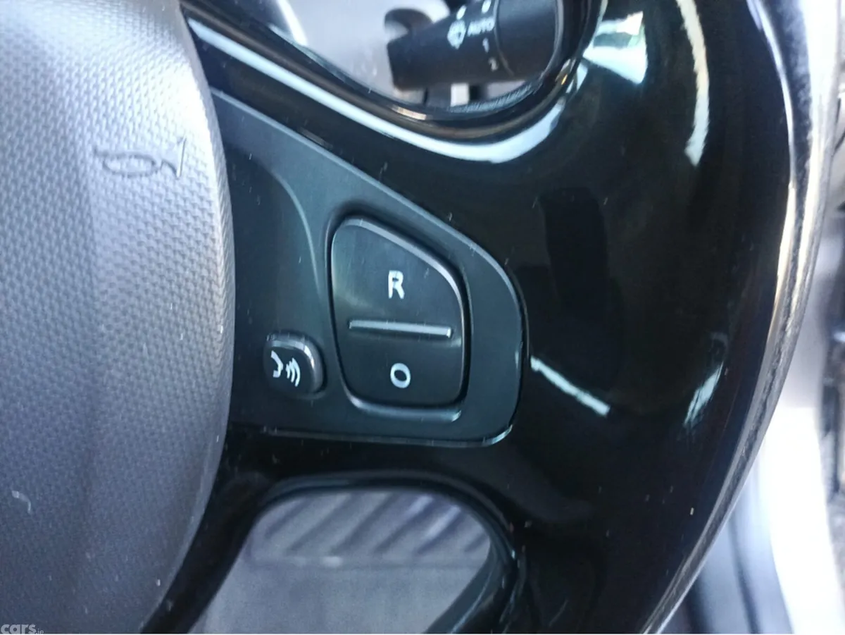 Renault Captur Hatchback, Diesel, 2016, Grey