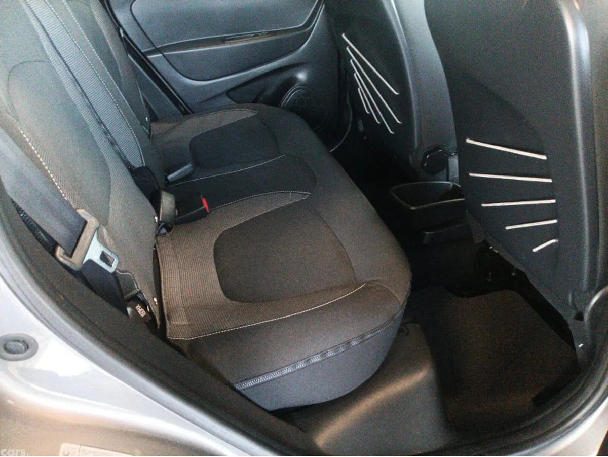 Renault Captur Hatchback, Diesel, 2016, Grey