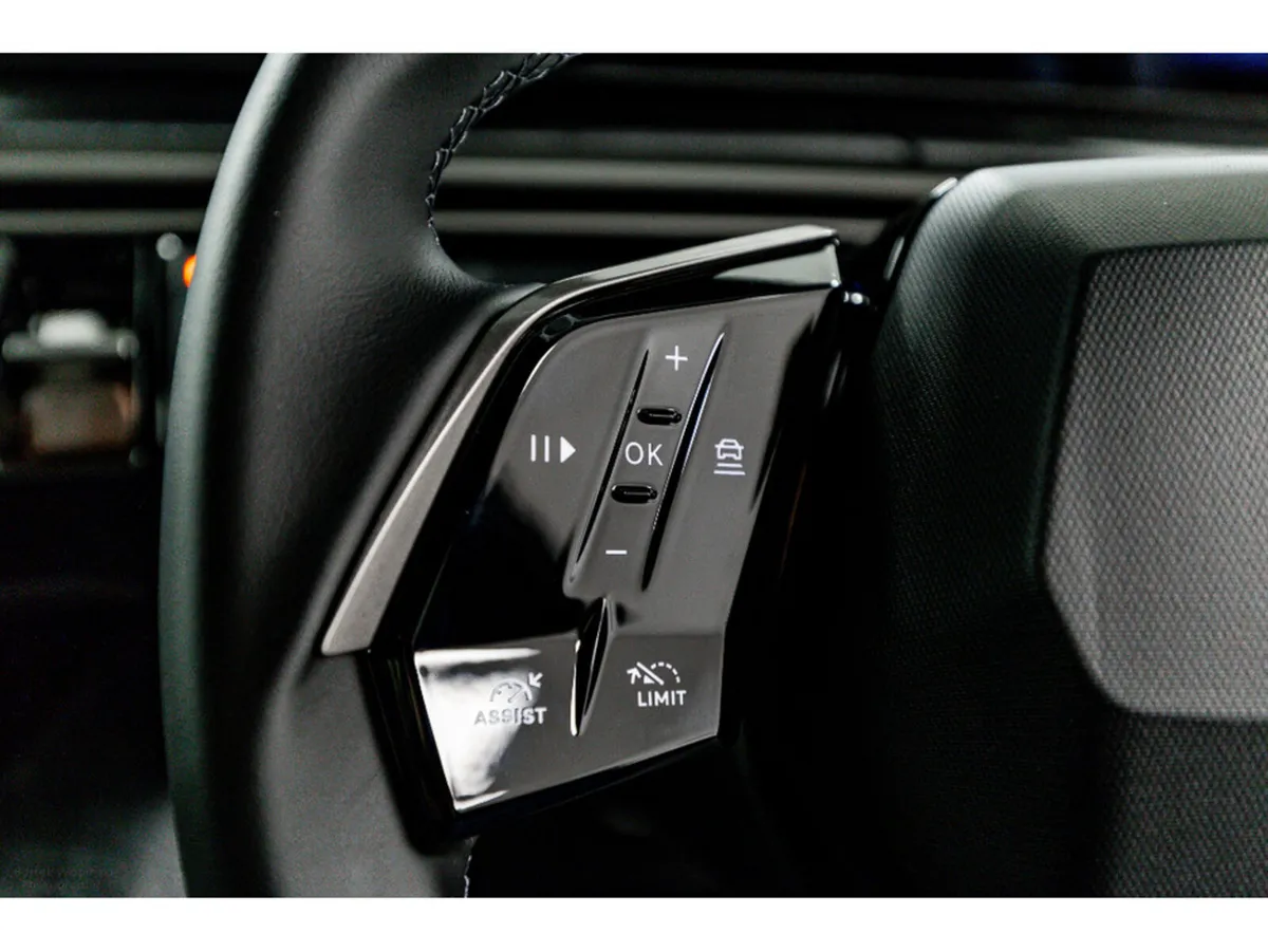 Peugeot 3008 SUV, Petrol Hybrid, 2026, Blue