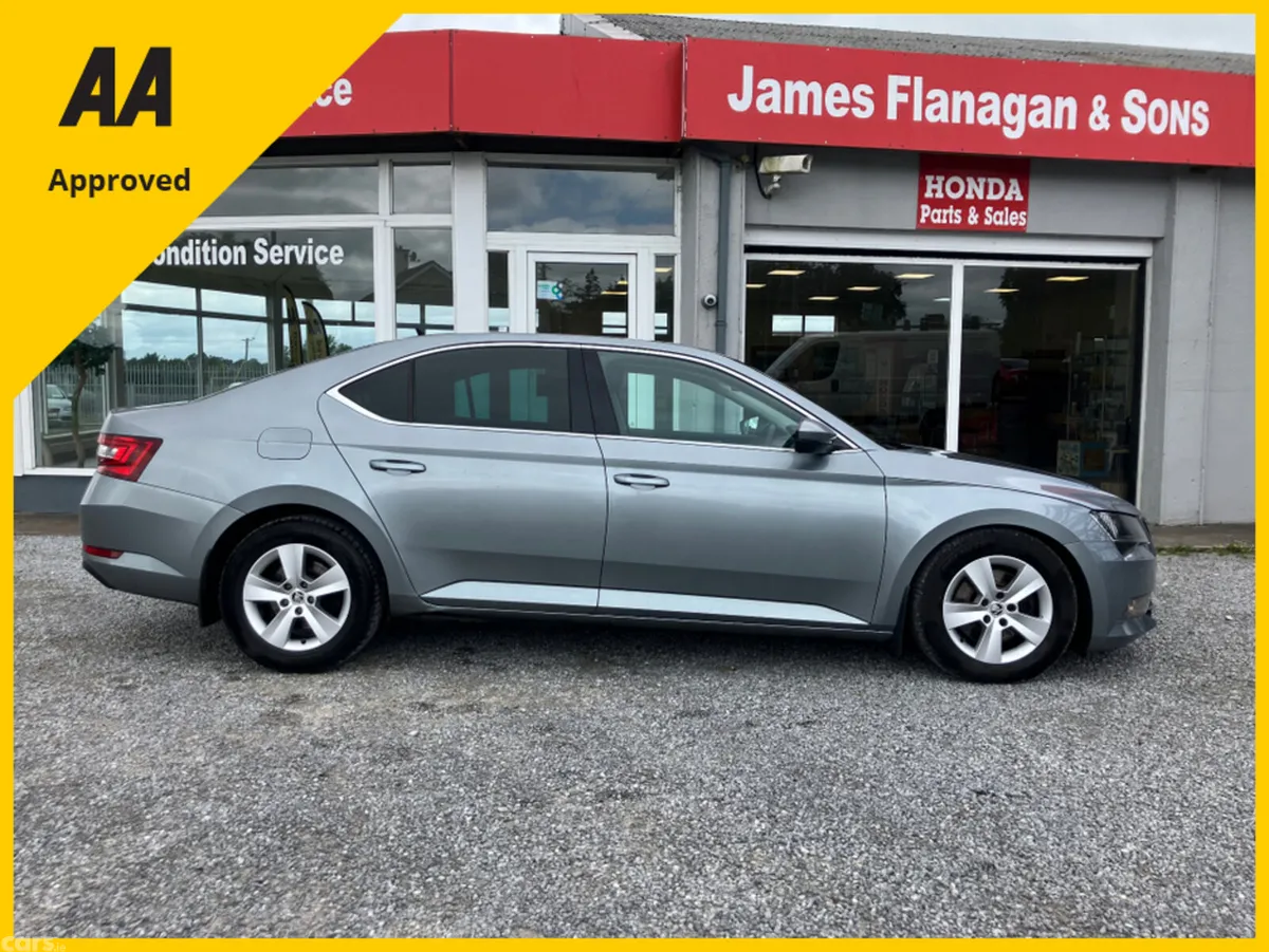 Skoda Superb Hatchback, Diesel, 2016, Grey