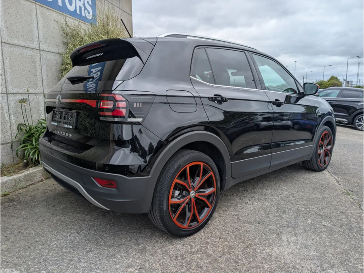 Volkswagen T-Cross Hatchback, Petrol, 2021, Black