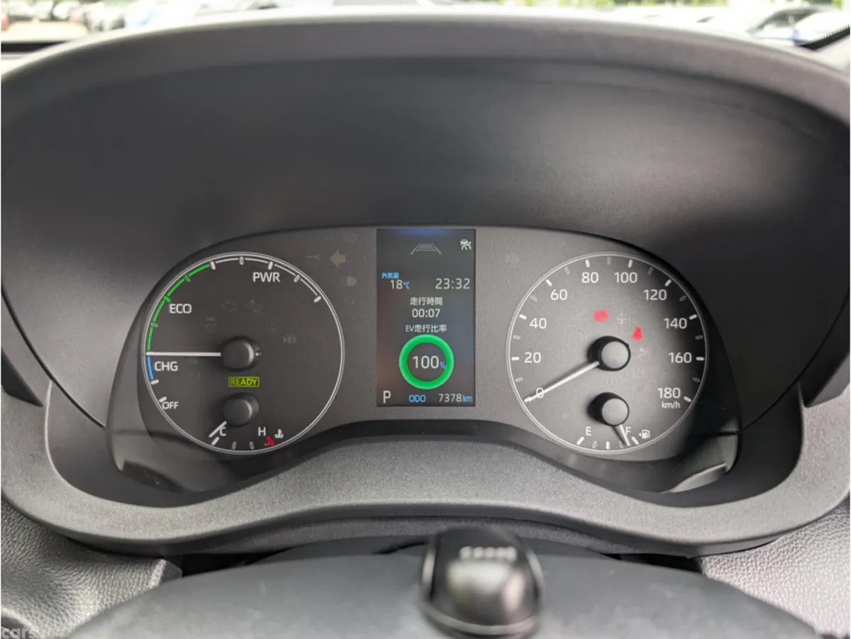 Toyota Yaris Hatchback, Petrol Hybrid, 2024, Silver