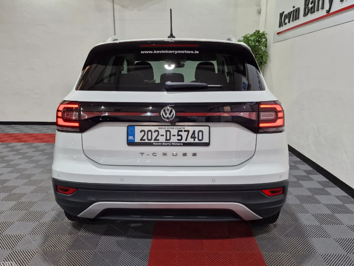 Volkswagen T-Cross SUV, Petrol, 2020, White