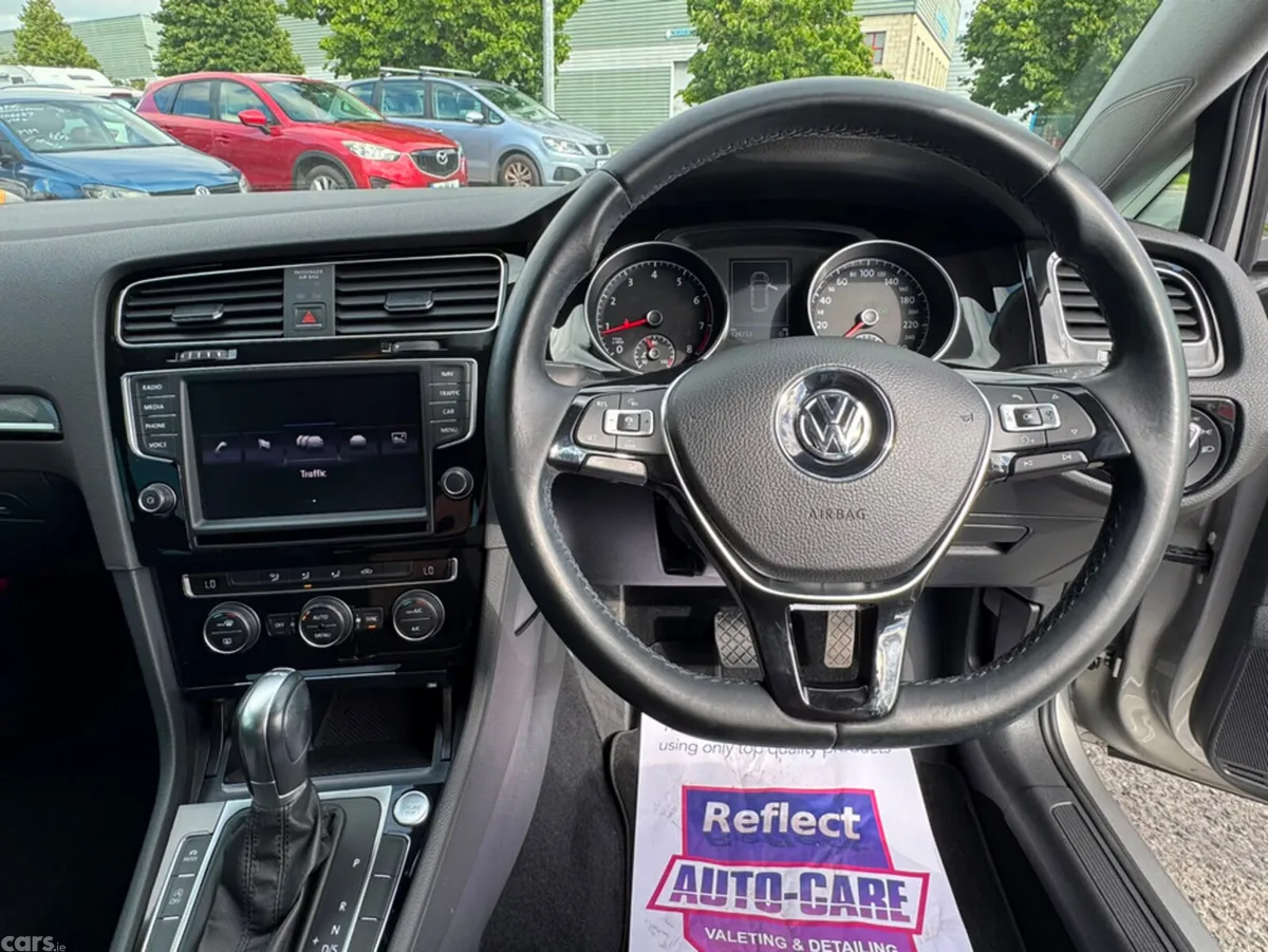 Volkswagen Golf Hatchback, Petrol, 2015, Grey