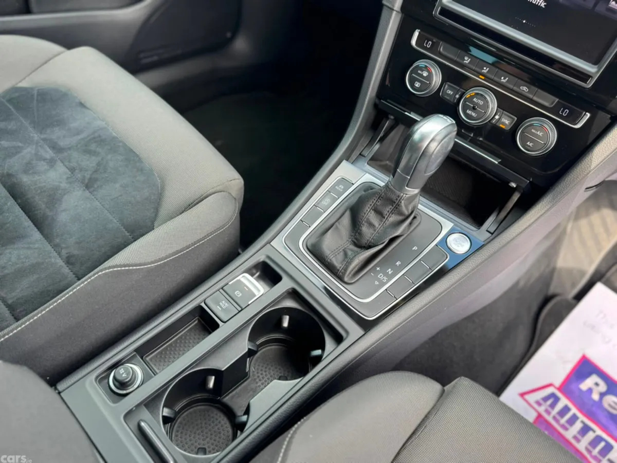 Volkswagen Golf Hatchback, Petrol, 2015, Grey