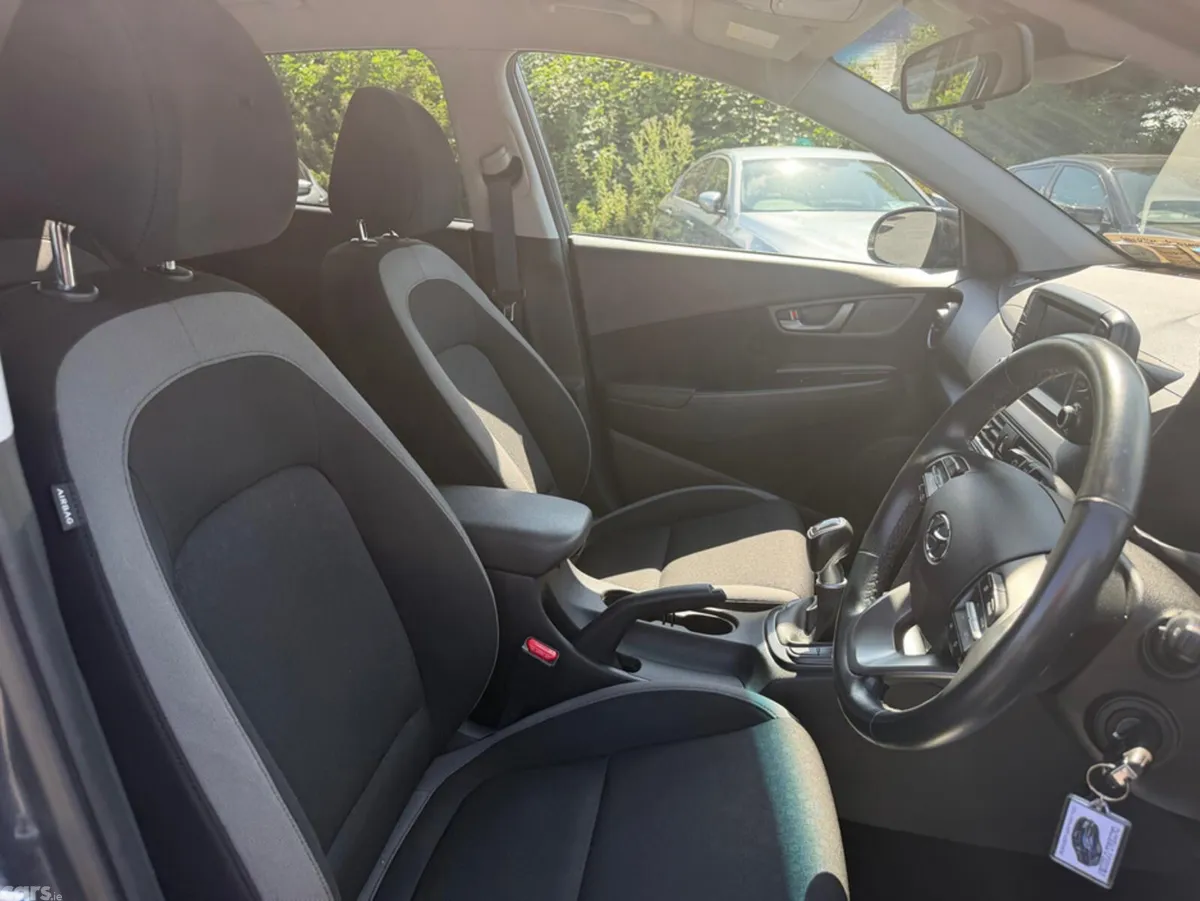 Hyundai KONA MPV, Petrol, 2019, Grey