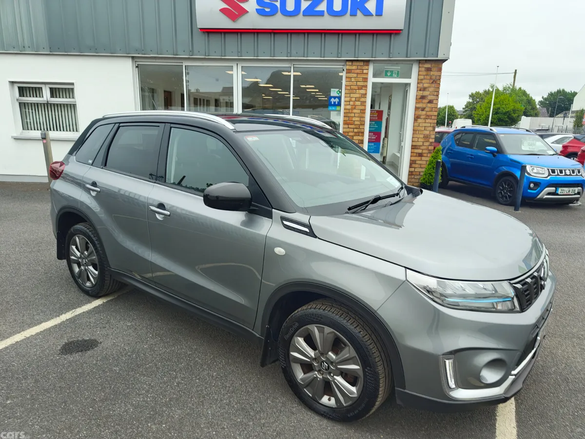 Suzuki Vitara SUV, Petrol, 2023, Grey