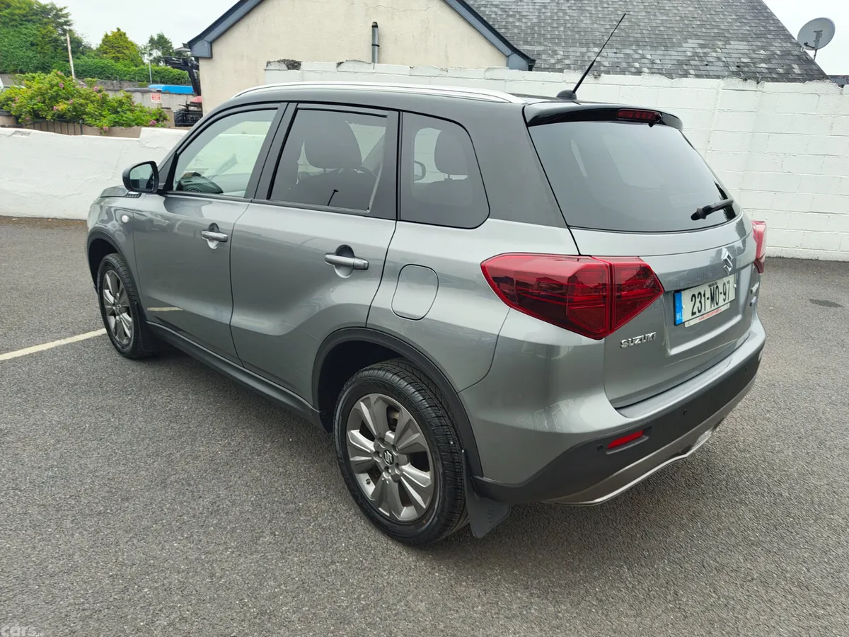 Suzuki Vitara SUV, Petrol, 2023, Grey