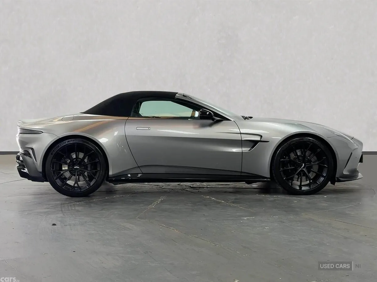 Aston Martin Vantage Coupe, Petrol, 2025, Silver