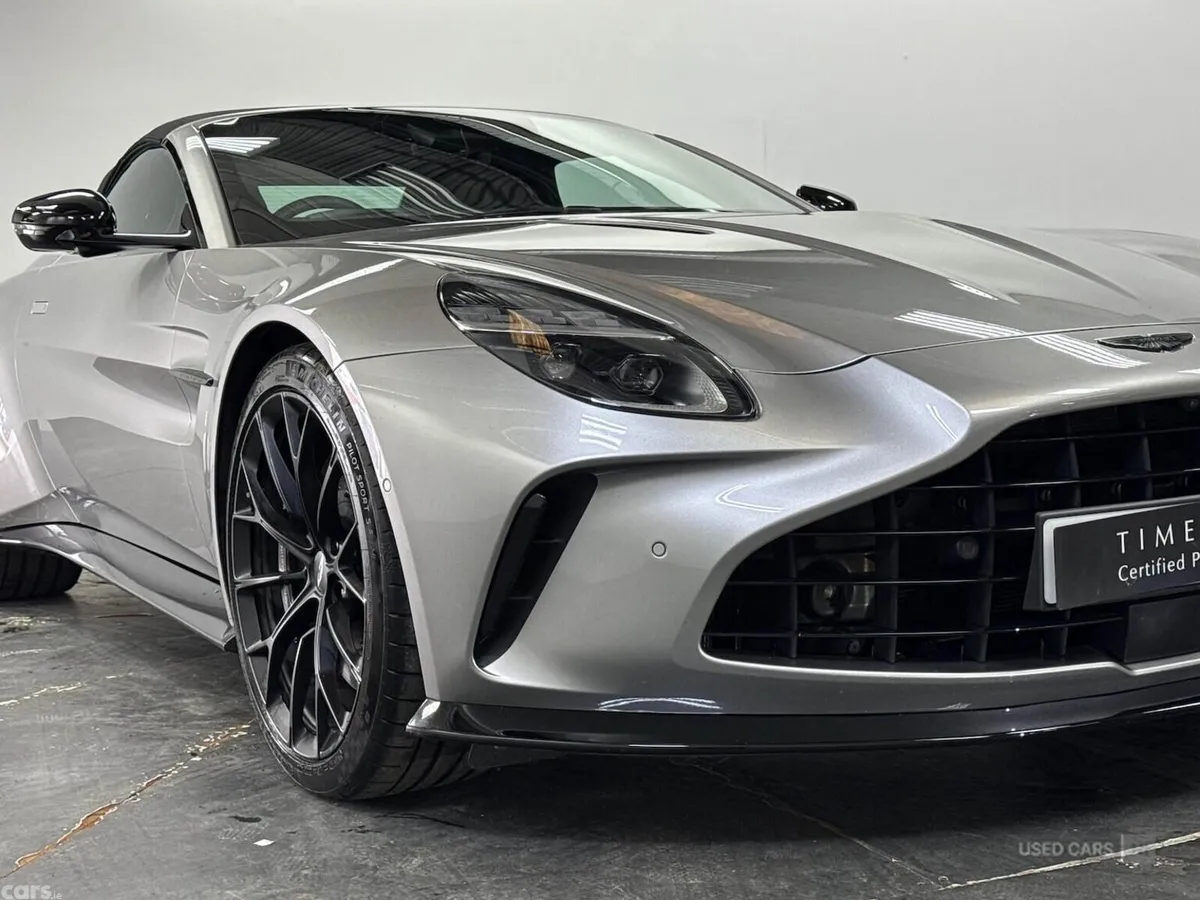 Aston Martin Vantage Coupe, Petrol, 2025, Silver