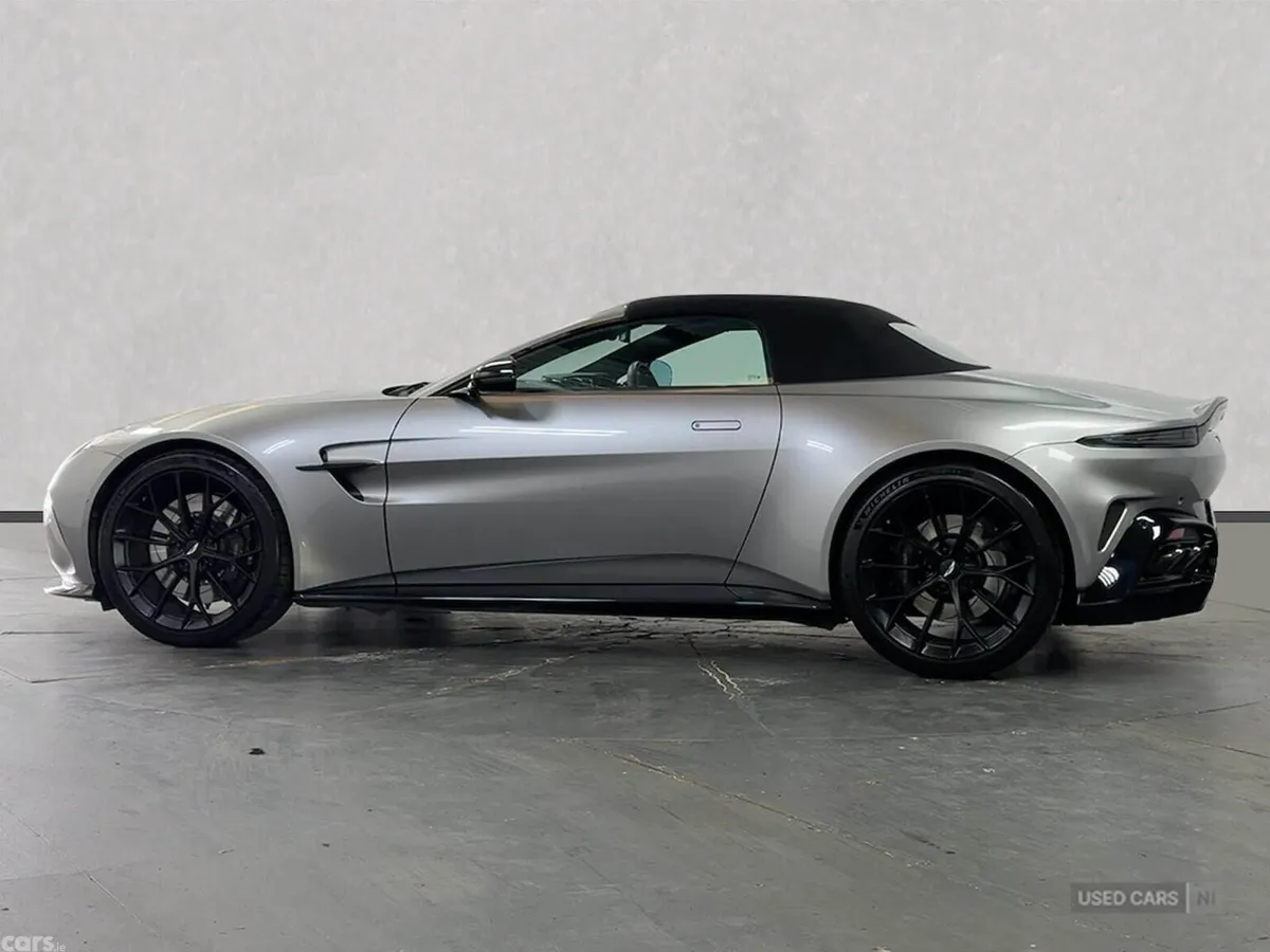 Aston Martin Vantage Coupe, Petrol, 2025, Silver