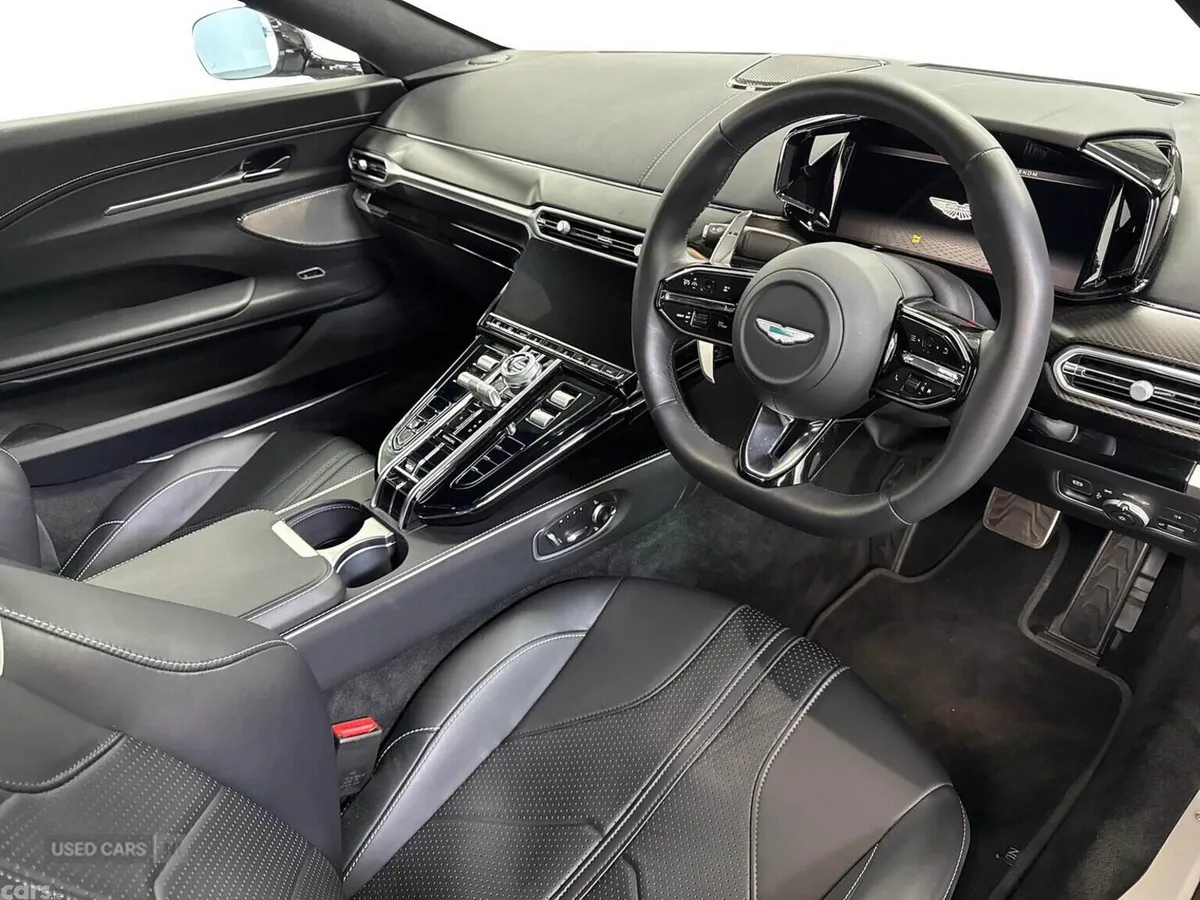 Aston Martin Vantage Coupe, Petrol, 2025, Silver