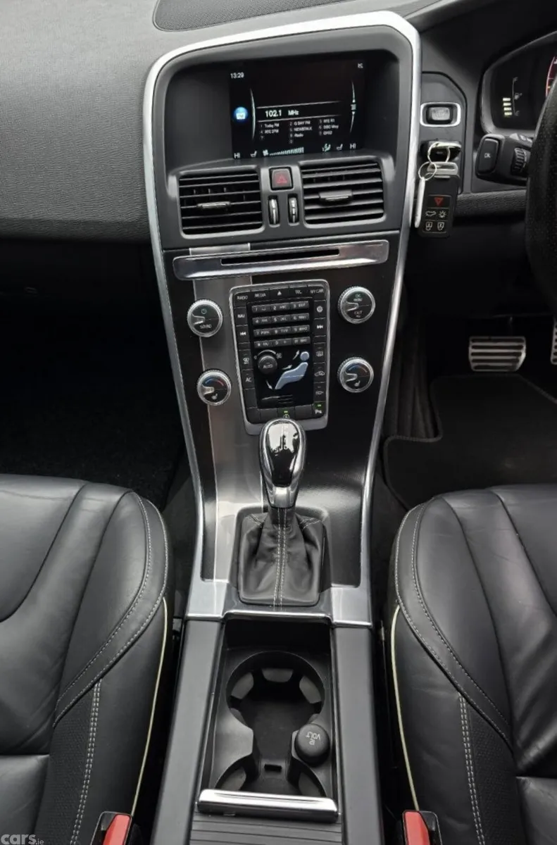 Volvo XC60 SUV, Diesel, 2016, White