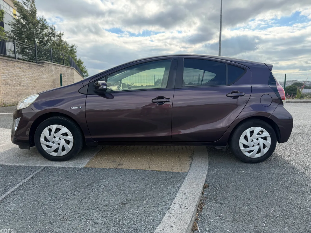 Toyota Aqua Hatchback, Petrol Hybrid, 2015, Brown