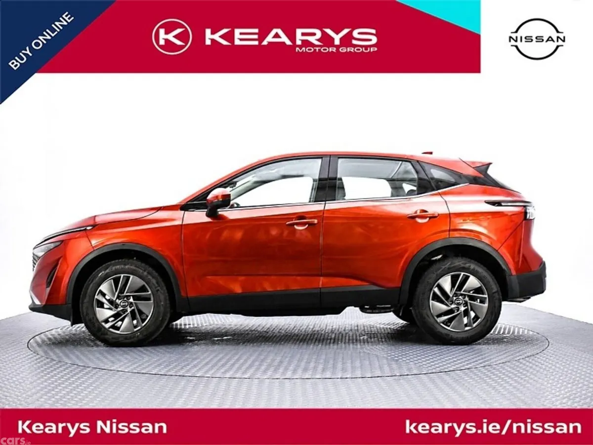 Nissan Qashqai SUV, Petrol Hybrid, 2026, Red