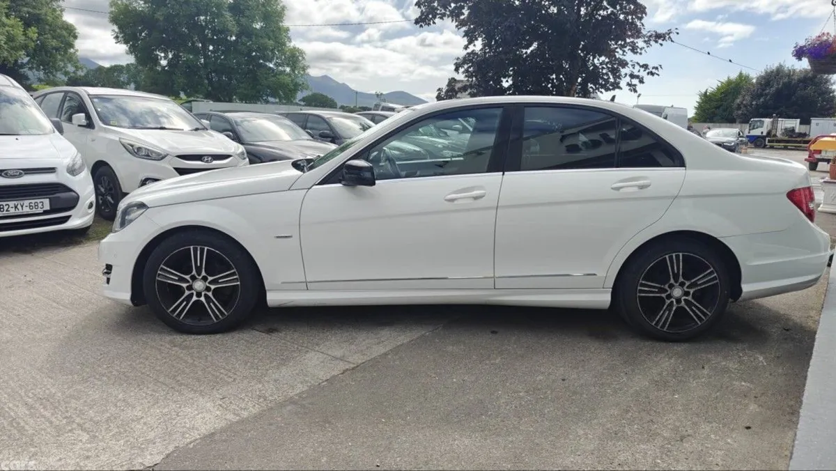 Mercedes-Benz C-Class Saloon, Diesel, 2014, White