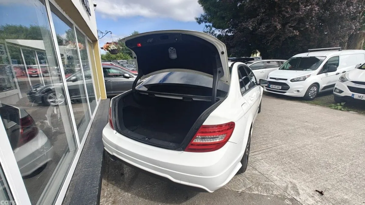 Mercedes-Benz C-Class Saloon, Diesel, 2014, White