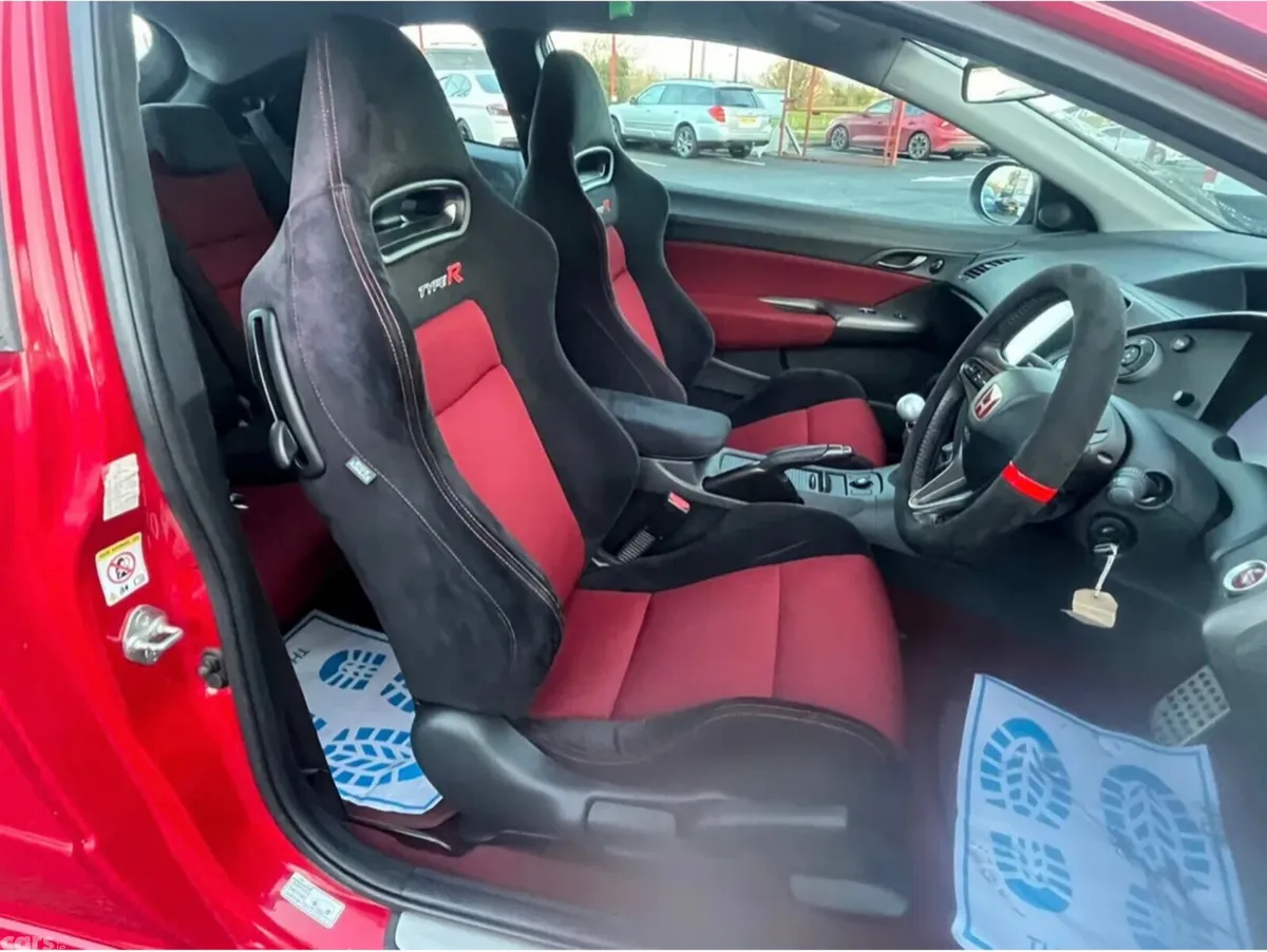 Honda Civic Hatchback, Petrol, 2007, Red