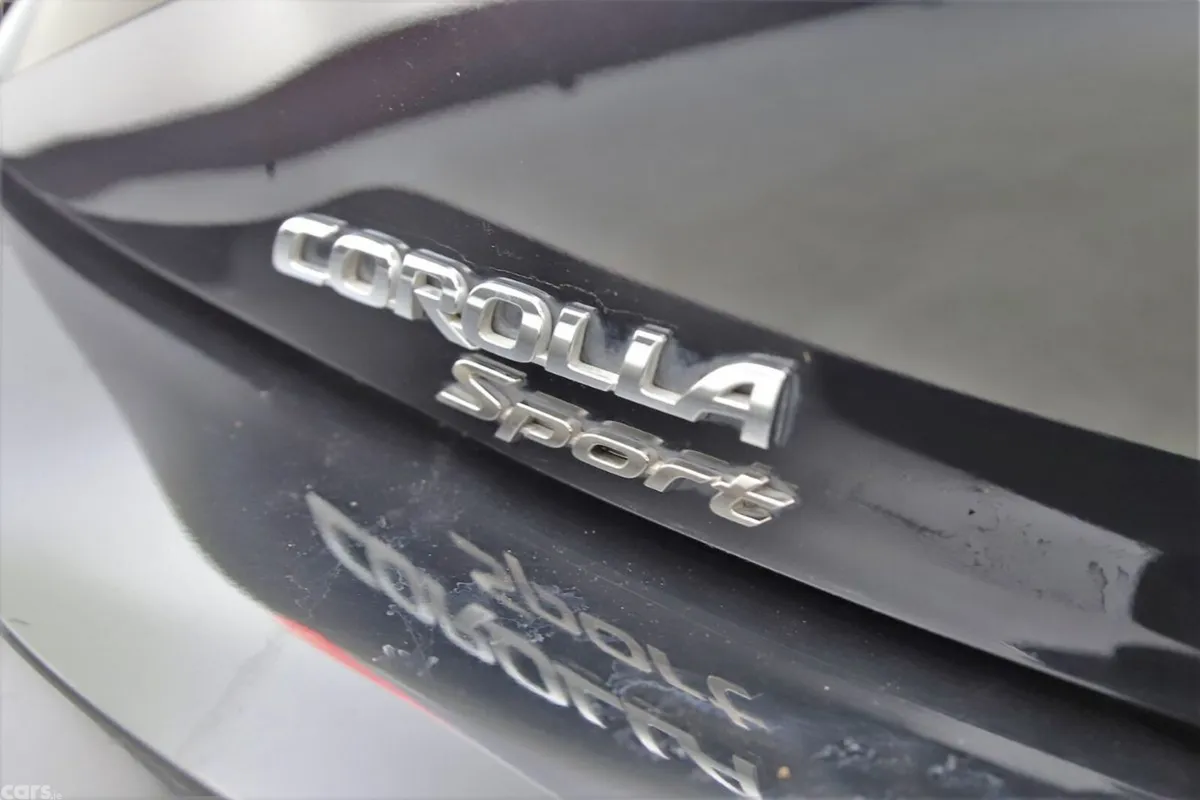 Toyota Corolla Hatchback, Petrol Hybrid, 2021, Black