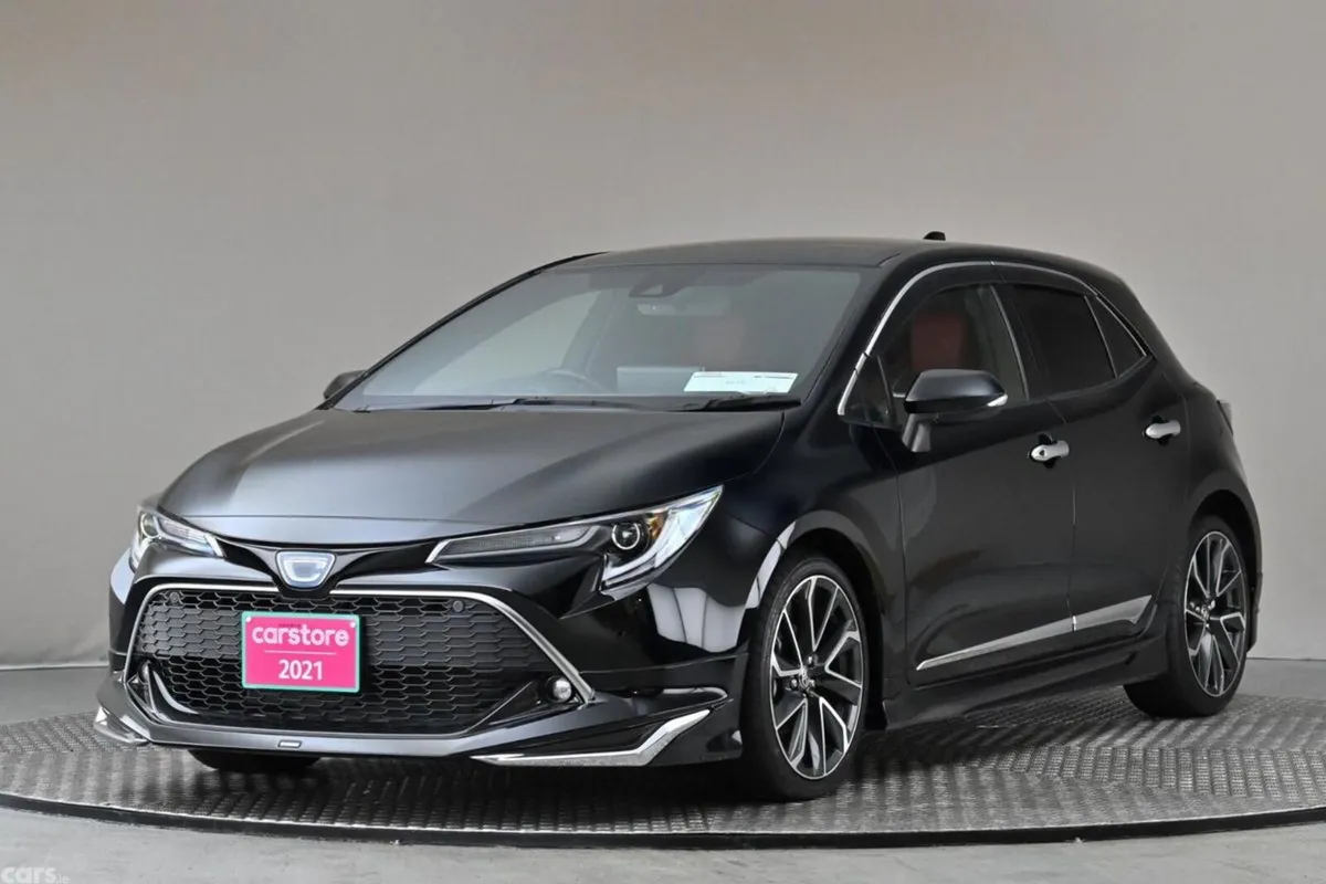Toyota Corolla Hatchback, Petrol Hybrid, 2021, Black