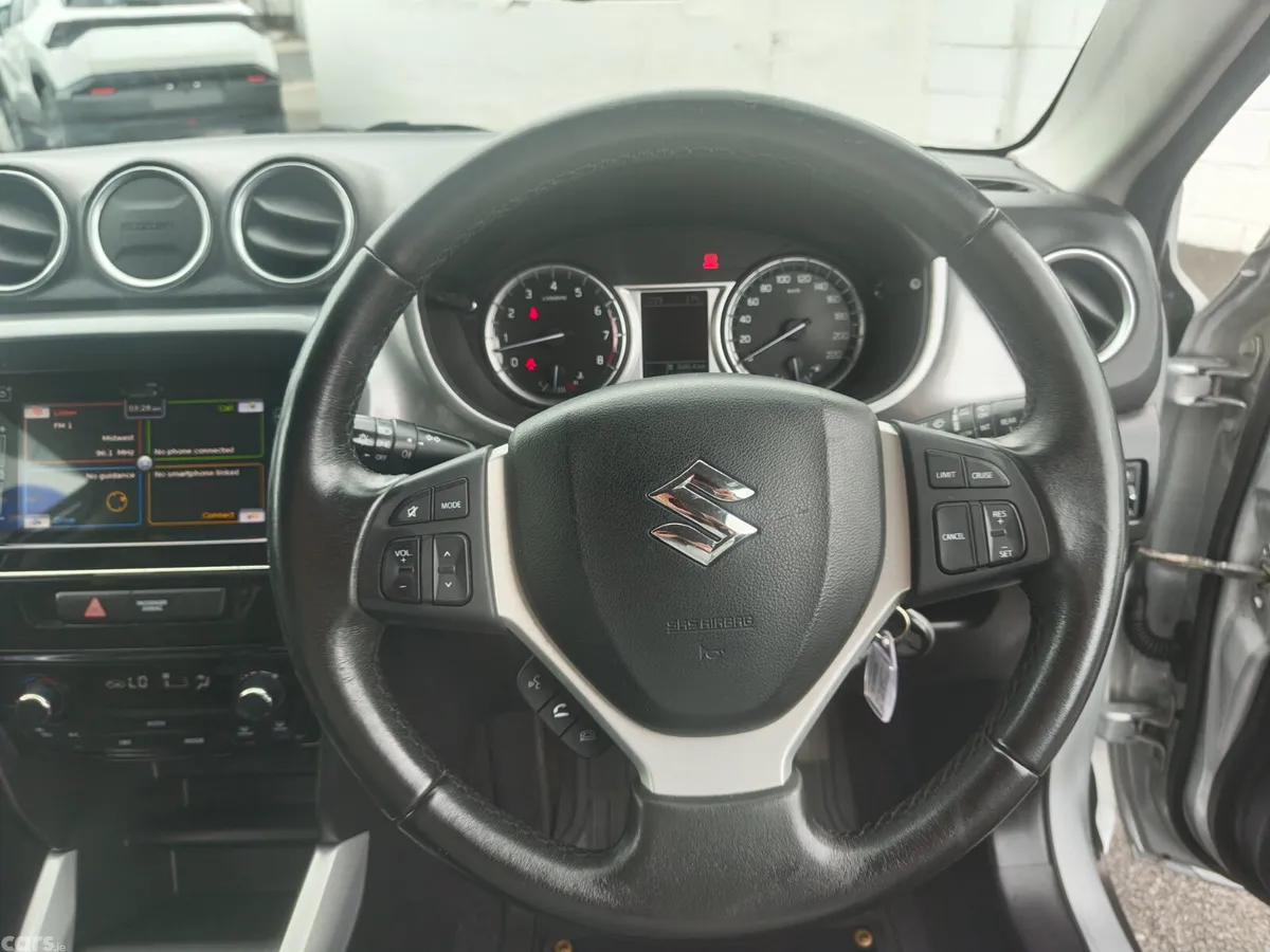 Suzuki Vitara SUV, Petrol, 2018, Grey