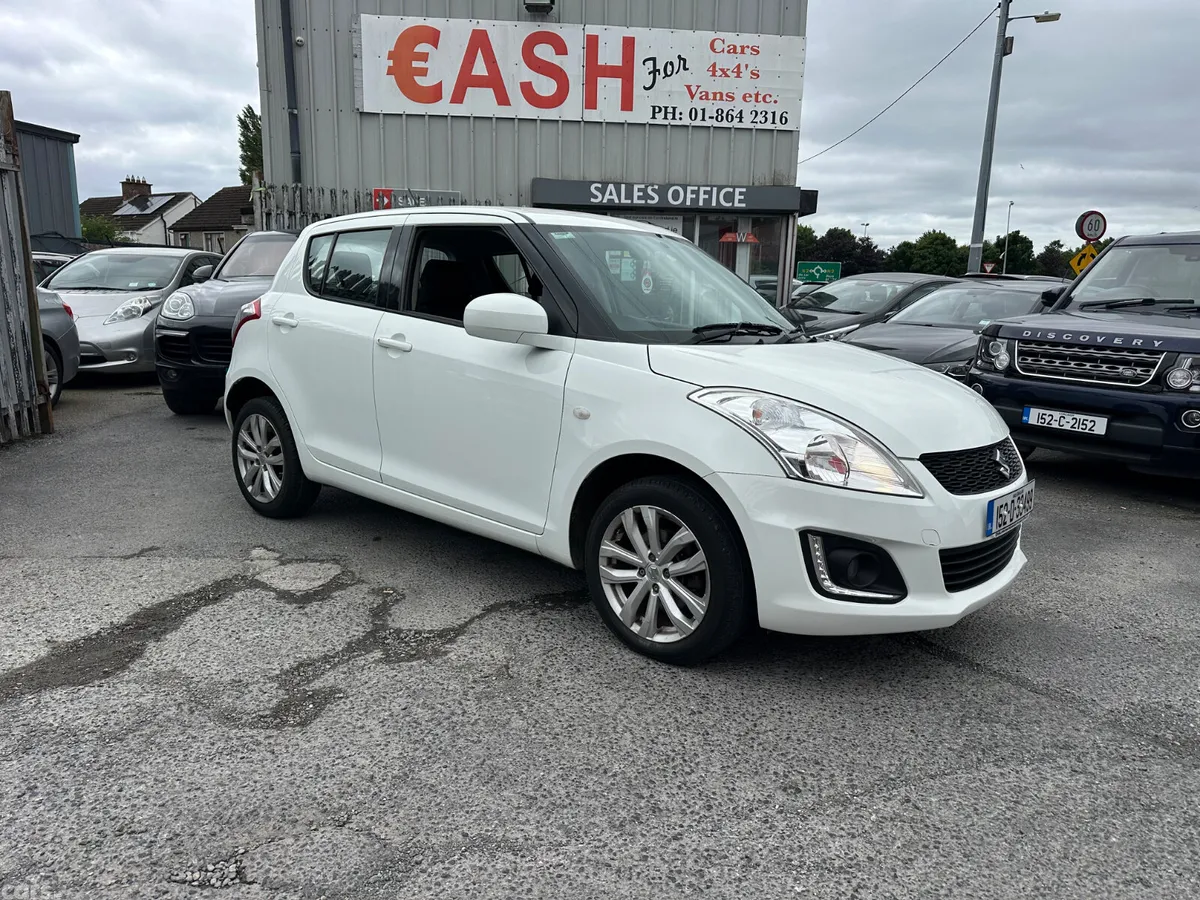 Suzuki Swift Hatchback, Petrol, 2015, White